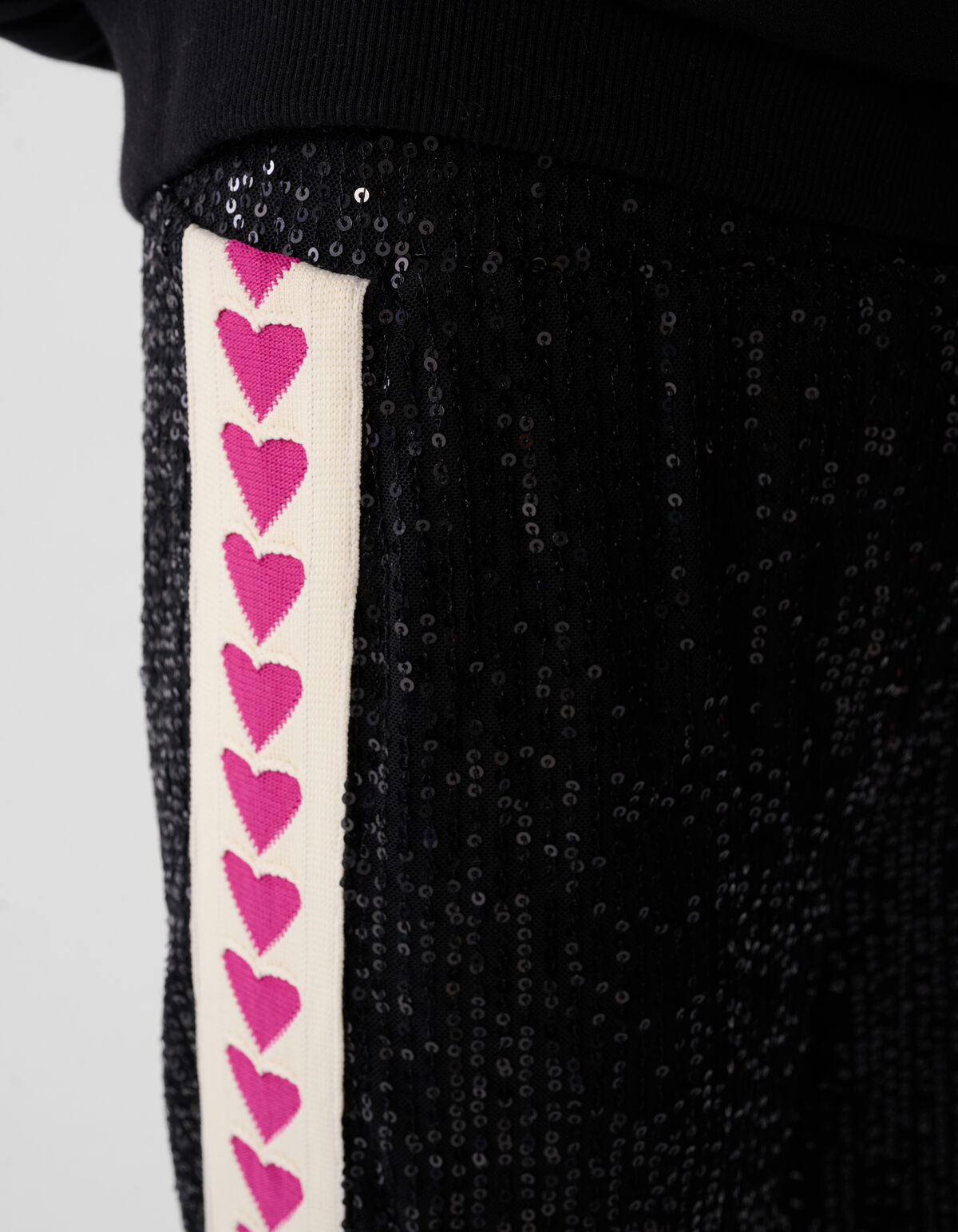 Hose mit weitem Bein und Paillettenband in Schwarz SHOEBY GIRLS