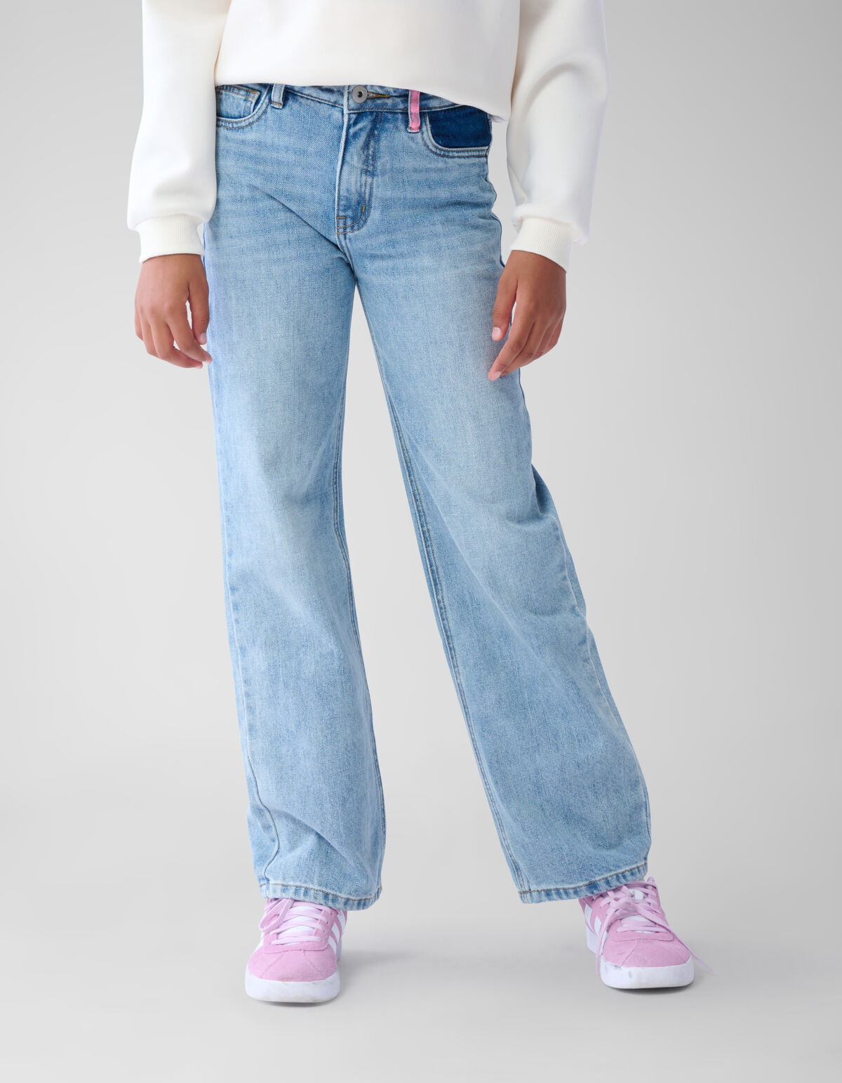 Straight Fit Jeans Gebleicht SHOEBY GIRLS