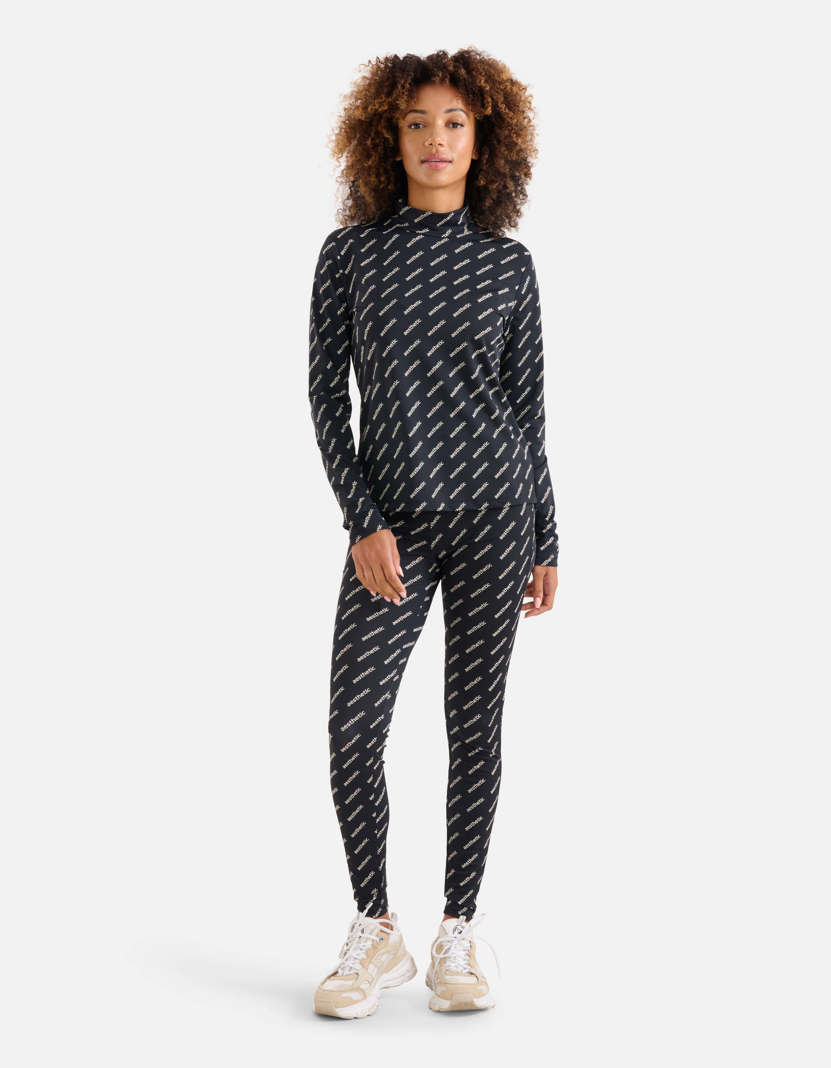 Artwork Travel Top Schwarz/Weiß SHOEBY WOMEN
