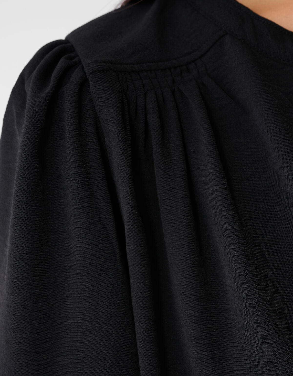 Twist Kurzarm-Top Schwarz SHOEBY WOMEN