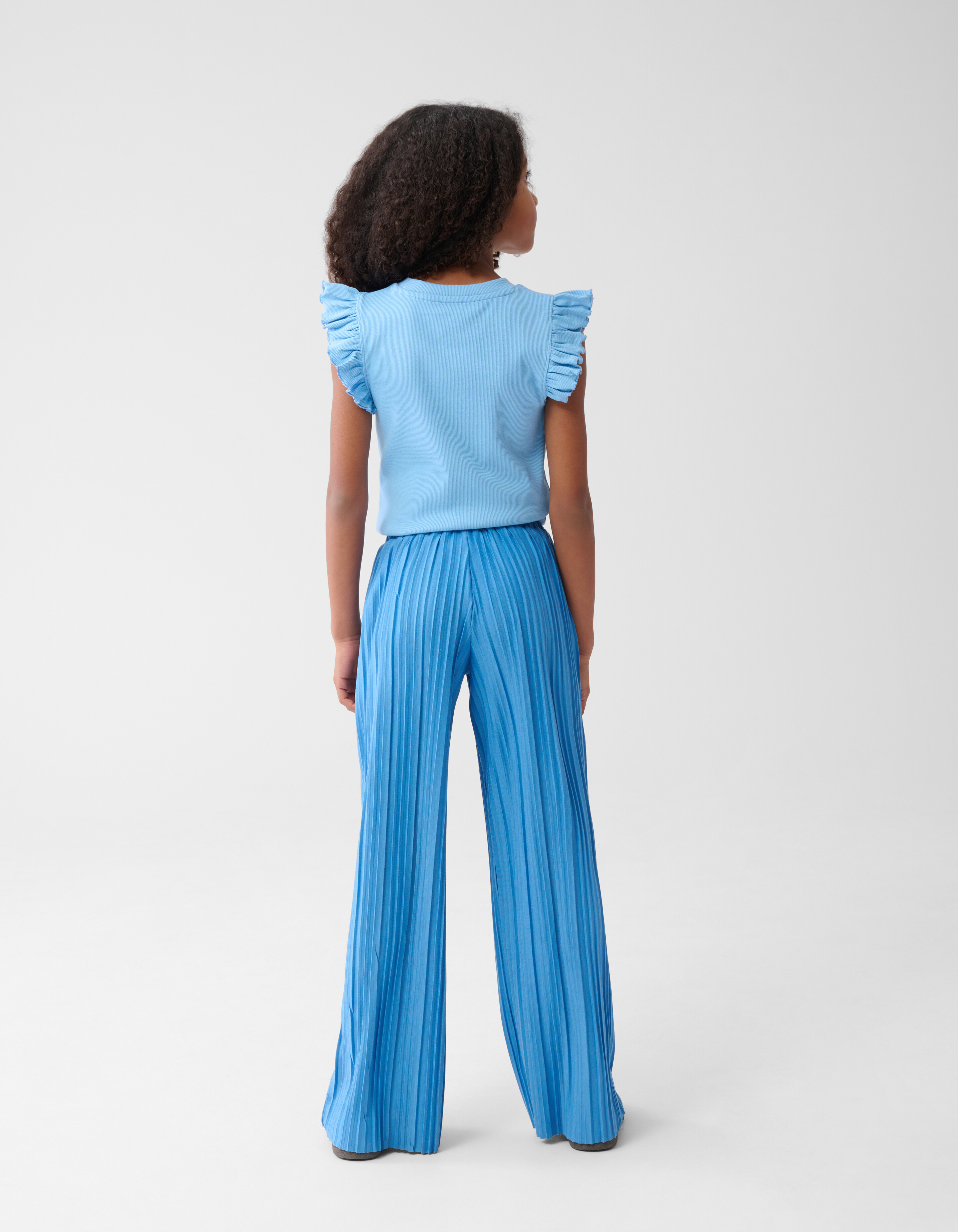 Ruffle Rib Top Blau SHOEBY GIRLS