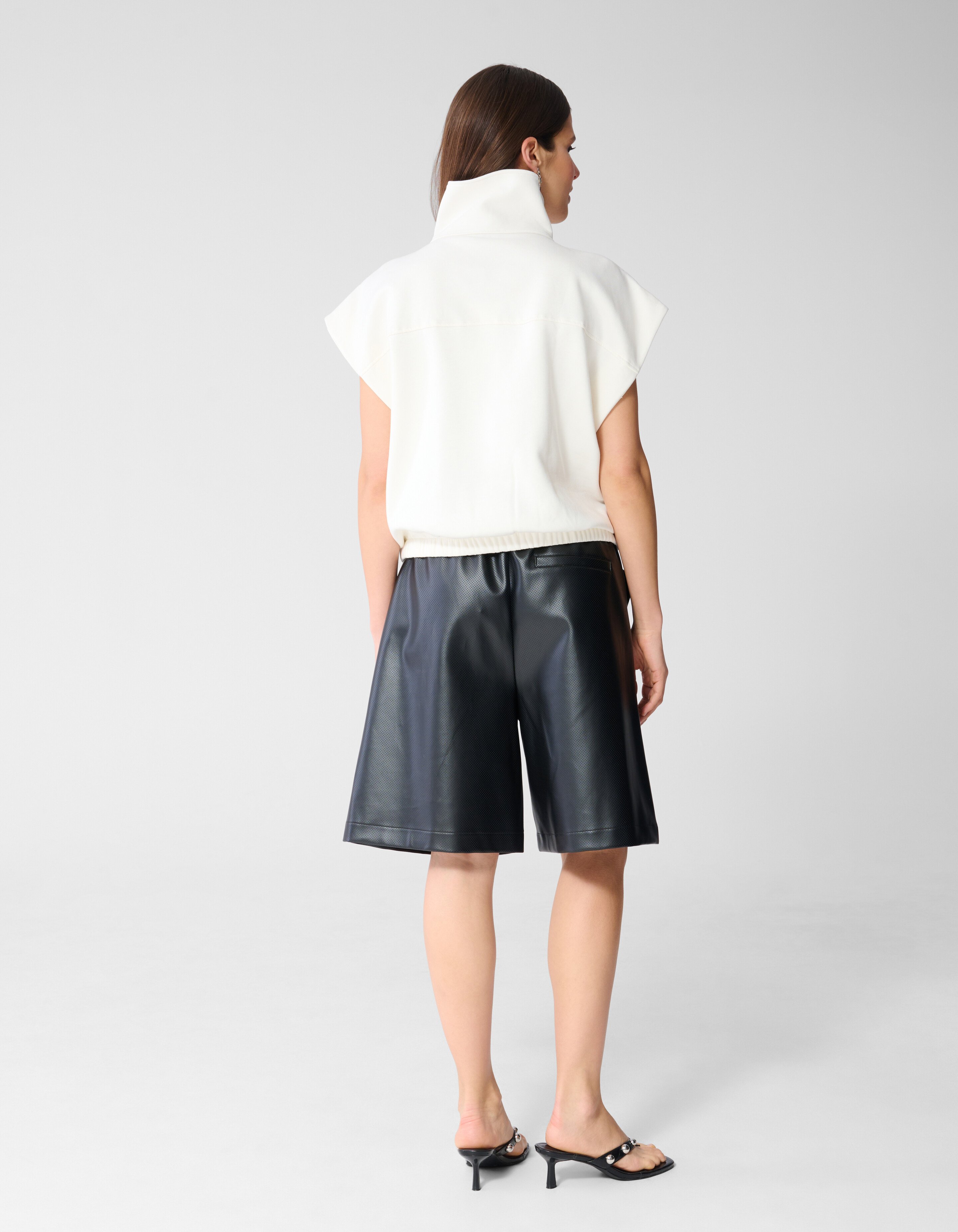 &Auml;rmelloser Sweatjacke Gebrochenes Wei&szlig; SHOEBY WOMEN