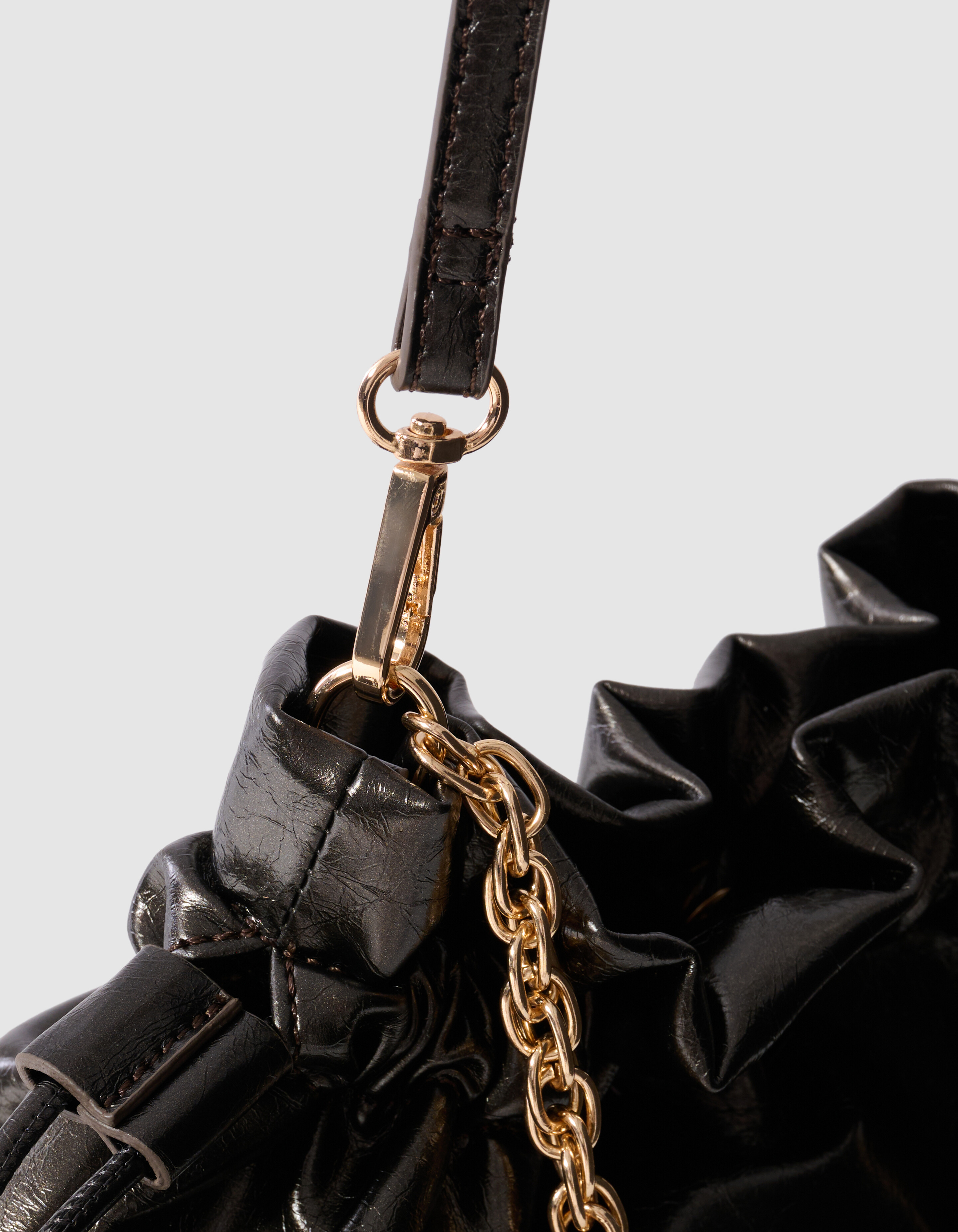 Shiny Chain Clutch Schwarz SHOEBY ACCESSOIRES