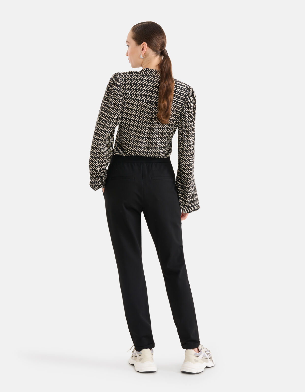 Sporthose Schwarz Eksept