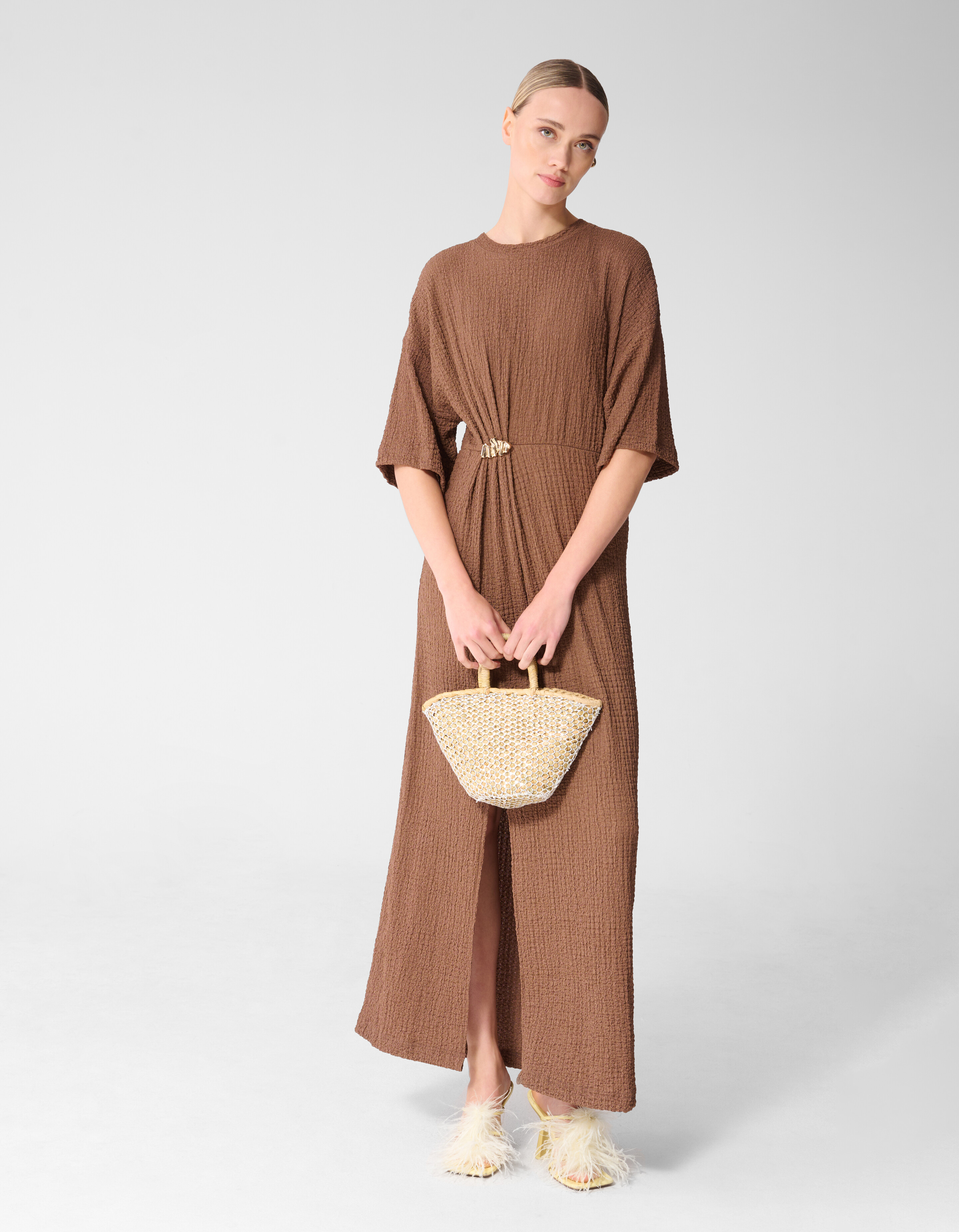 Organisches Crinkle Maxikleid Braun SHOEBY WOMEN