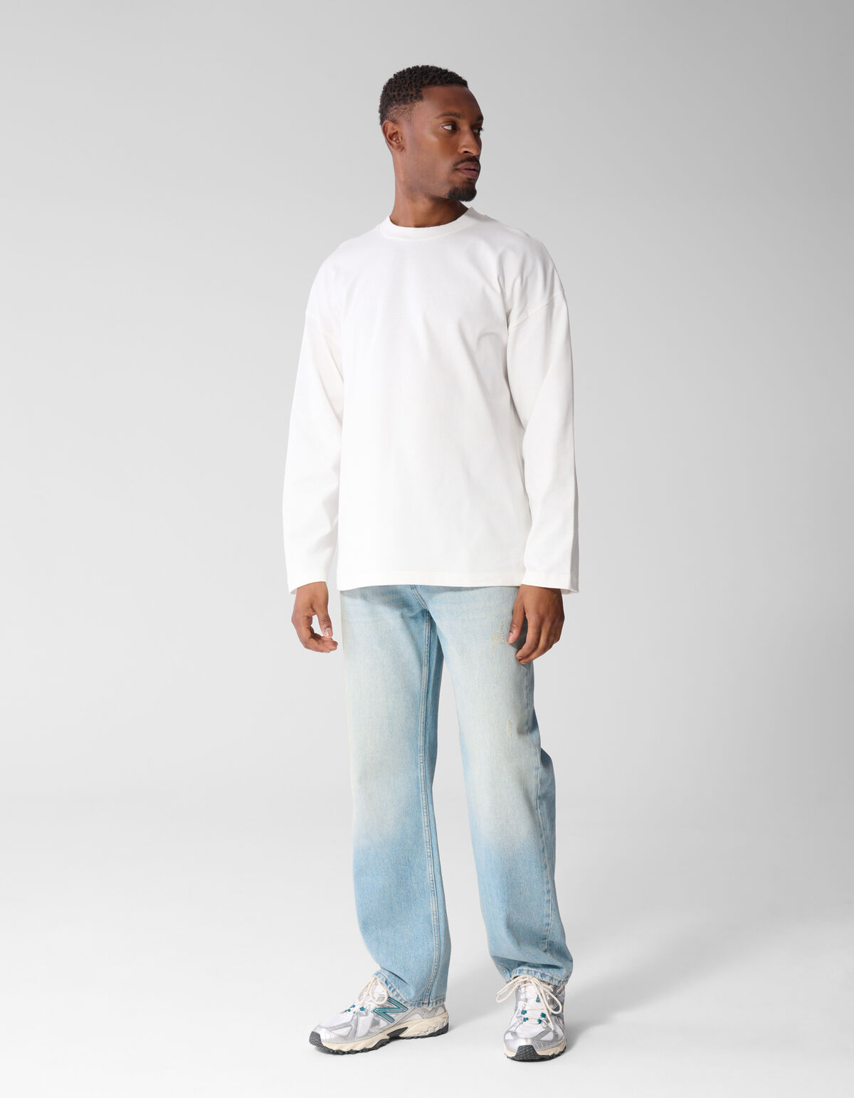 Basic-T-Shirt mit langem Arm im Relaxed-Fit wei&szlig; SHOEBY MEN