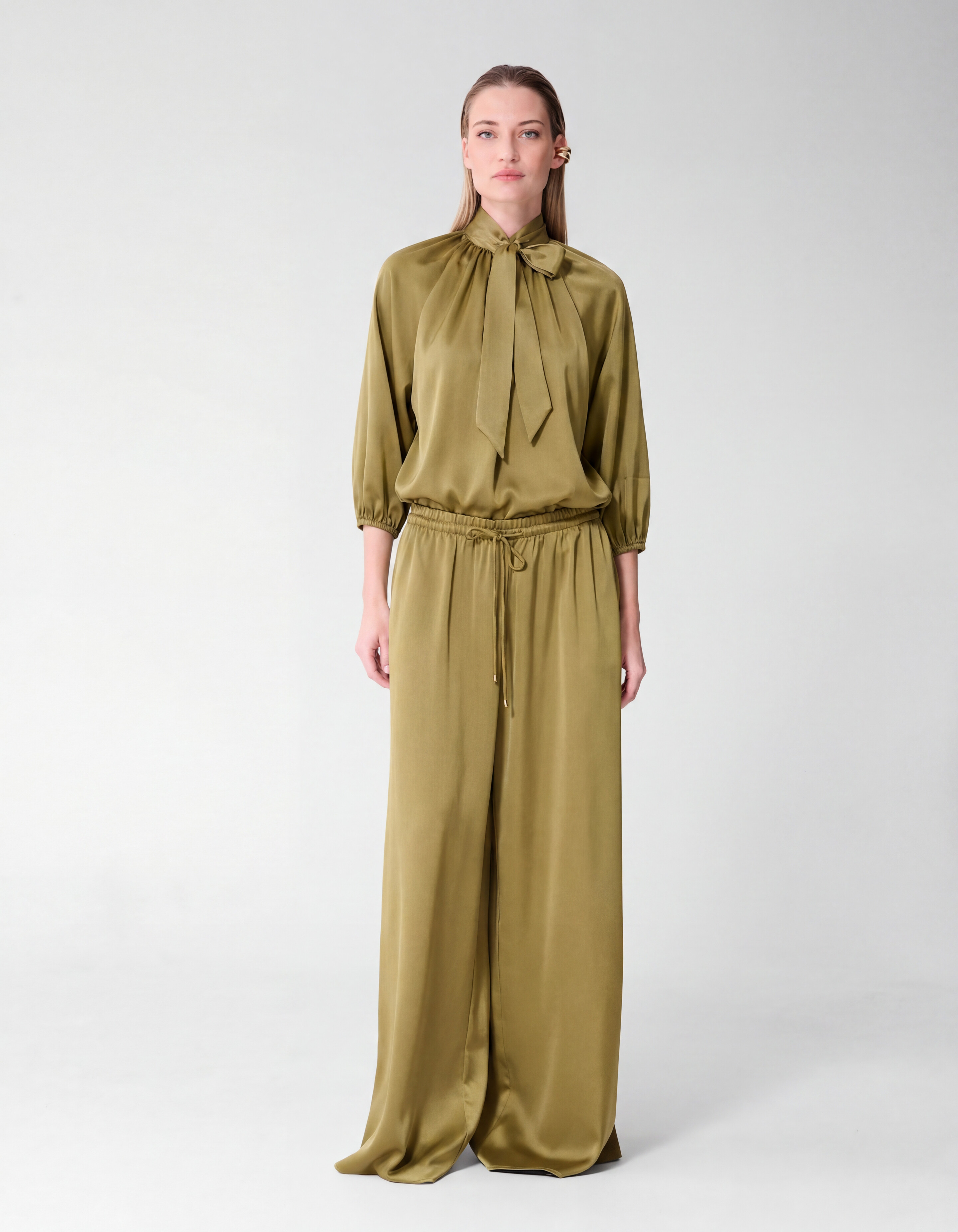 Satin Locker Sitzende Hose Gr&uuml;n Von Fred SHOEBY WOMEN