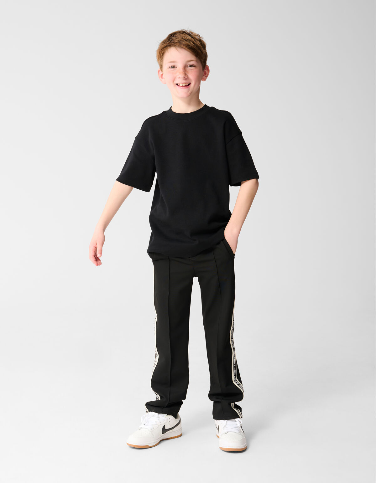Basic-T-Shirt Schwarz SHOEBY BOYS