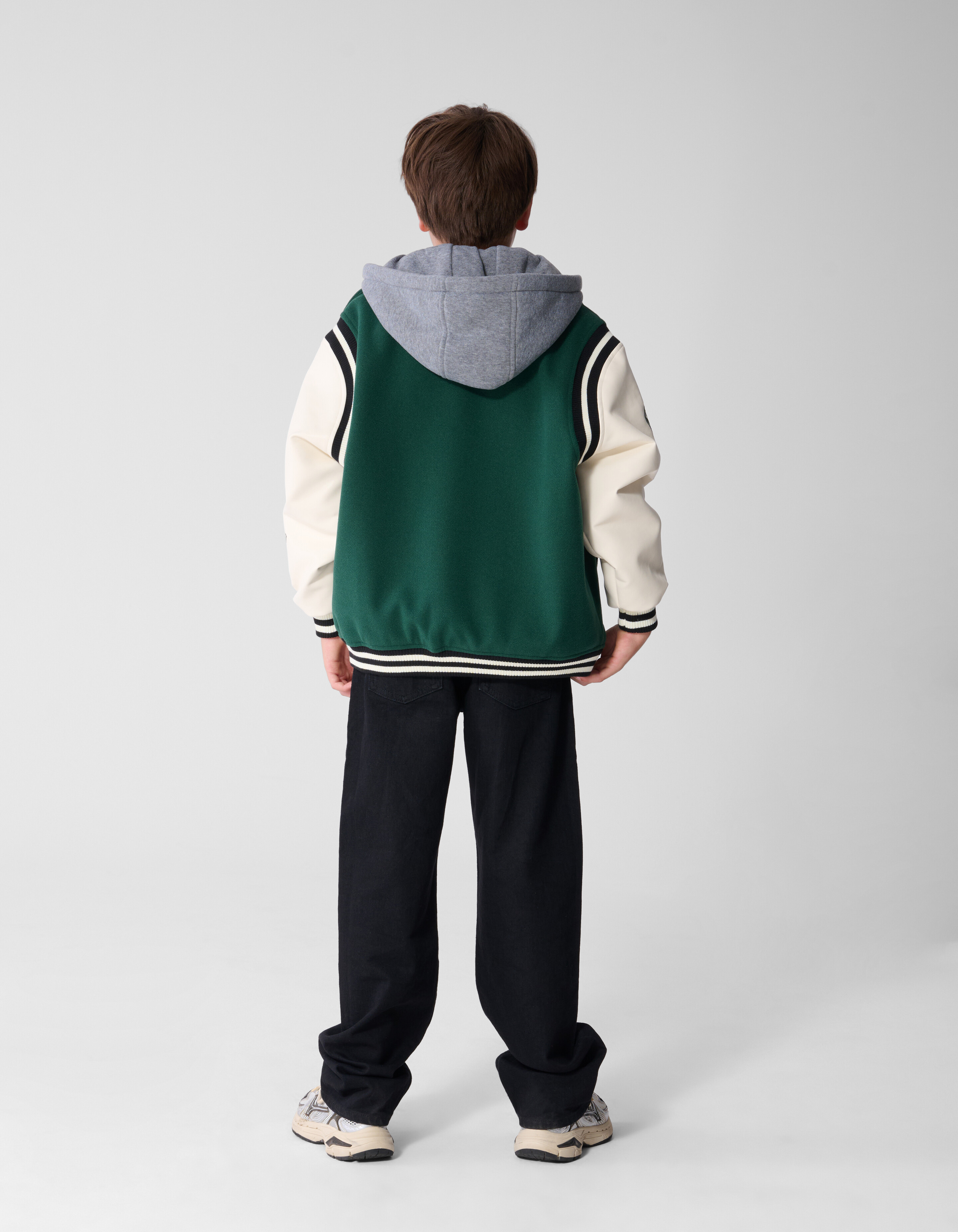 Baggy Fit Jeans Schwarz SHOEBY BOYS