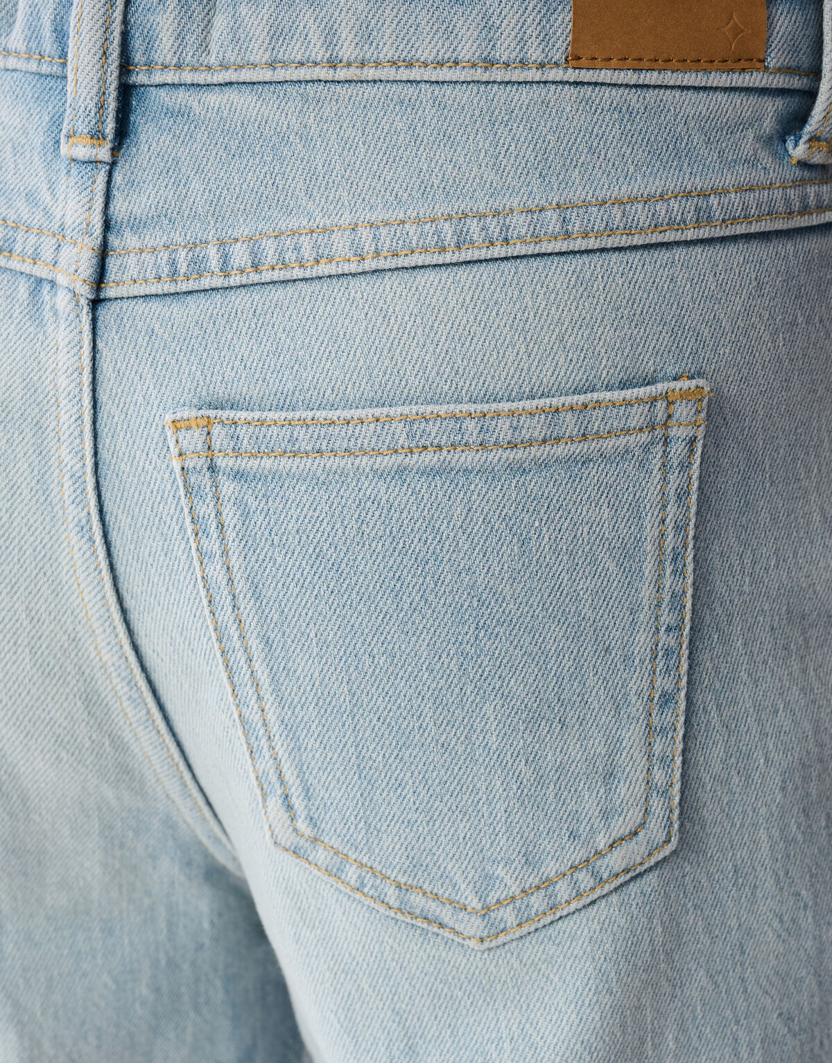 Strass Barrel Fit Jeans Bleached SHOEBY GIRLS