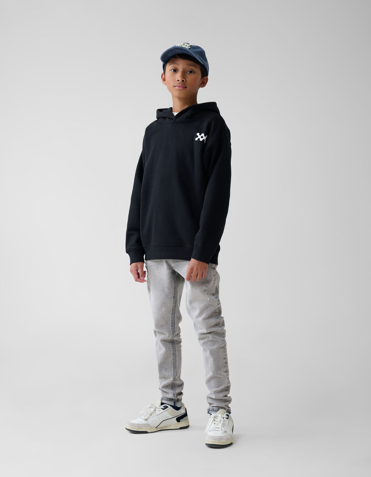 Basic Artwork Hoodie Schwarz SHOEBY BOYS