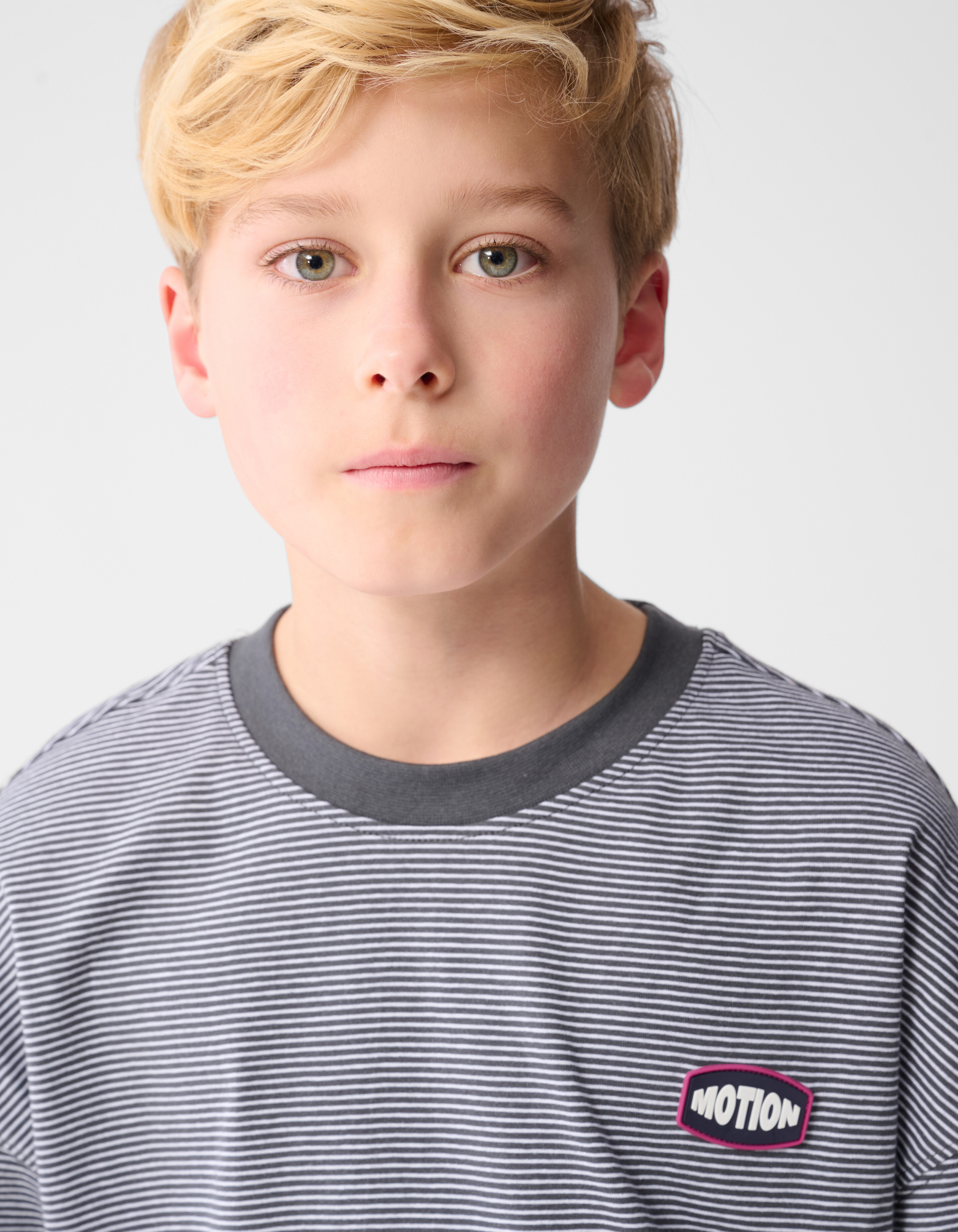 Stripe Artwork T-Shirt Schwarz/Wei&szlig; SHOEBY BOYS