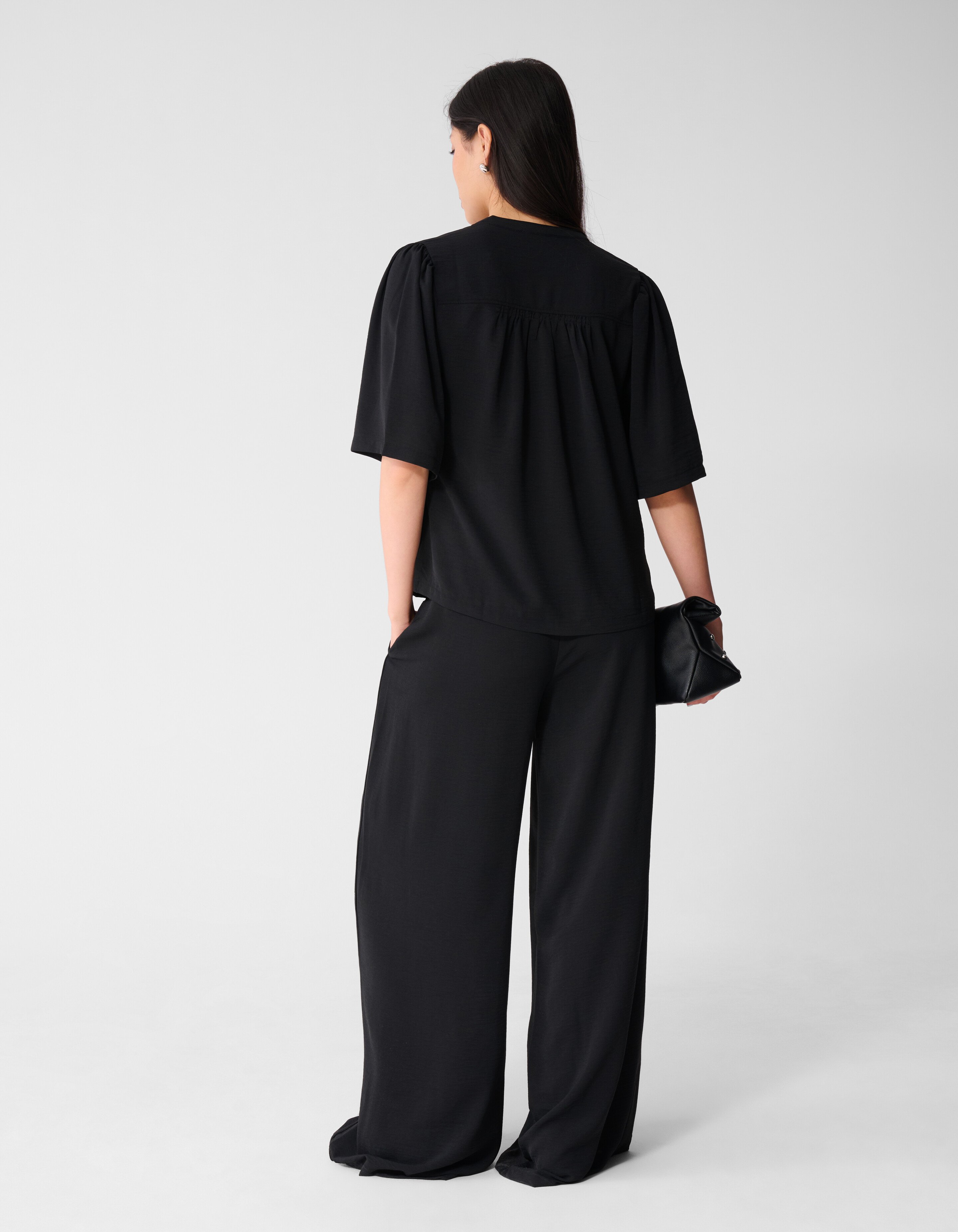 Twist Kurzarm-Top Schwarz SHOEBY WOMEN