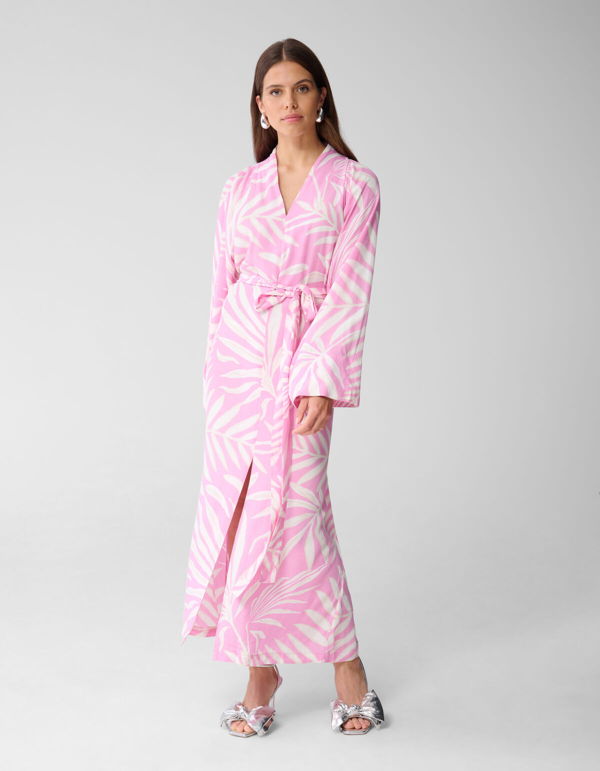 Bedruckte Kimono-Maxikleid in Hellrosa SHOEBY WOMEN