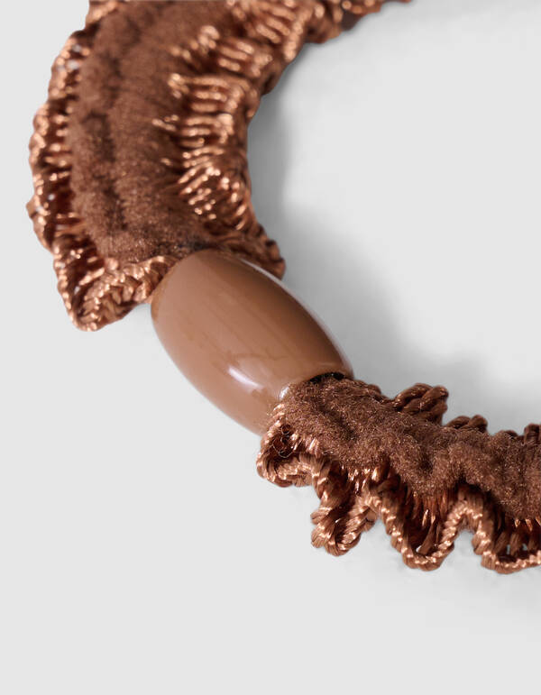 Kleines Haargummi mit R&uuml;schen Braun SHOEBY ACCESSOIRES
