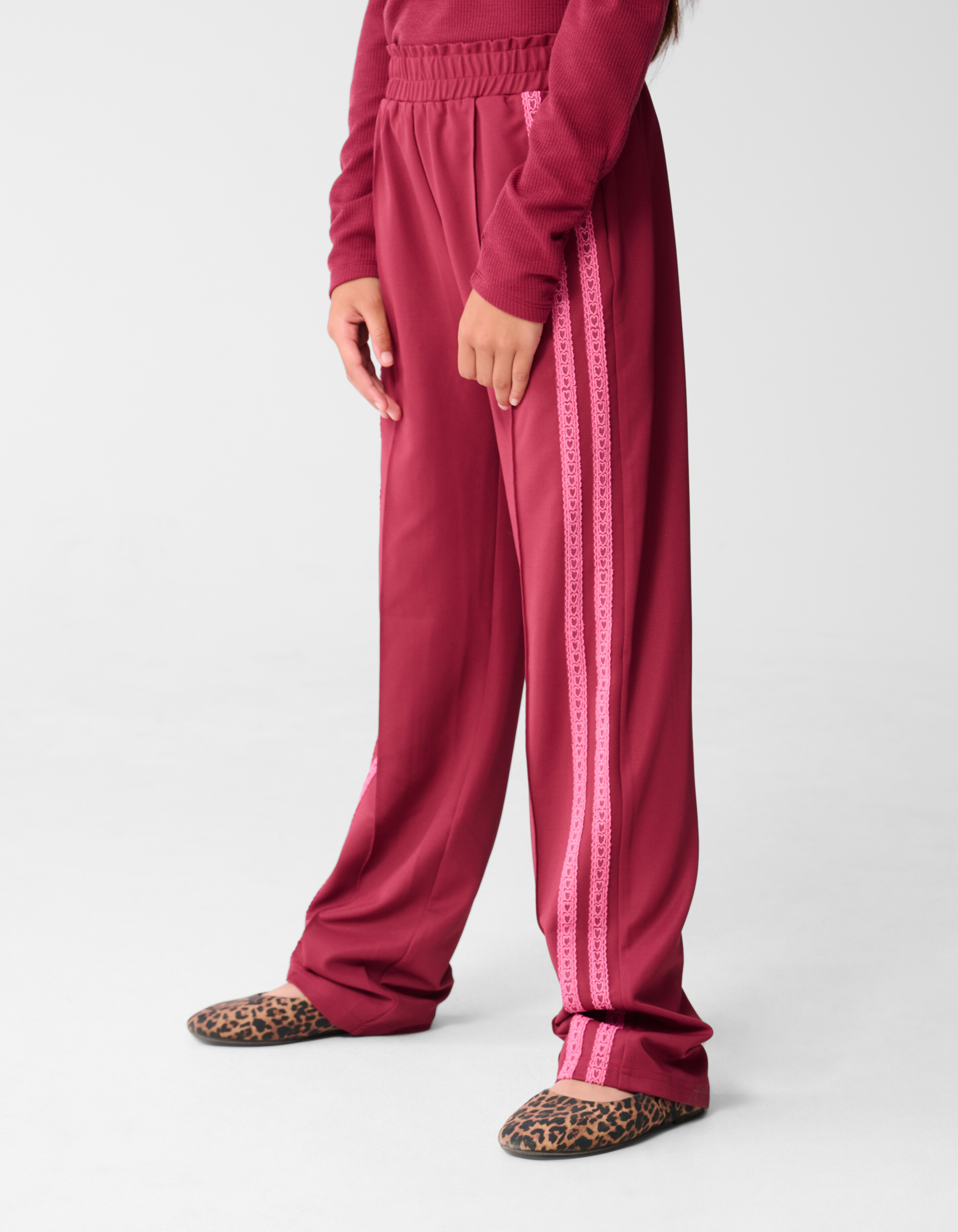 Sportliche Hose mit weitem Bein in Dunkelrosa SHOEBY GIRLS