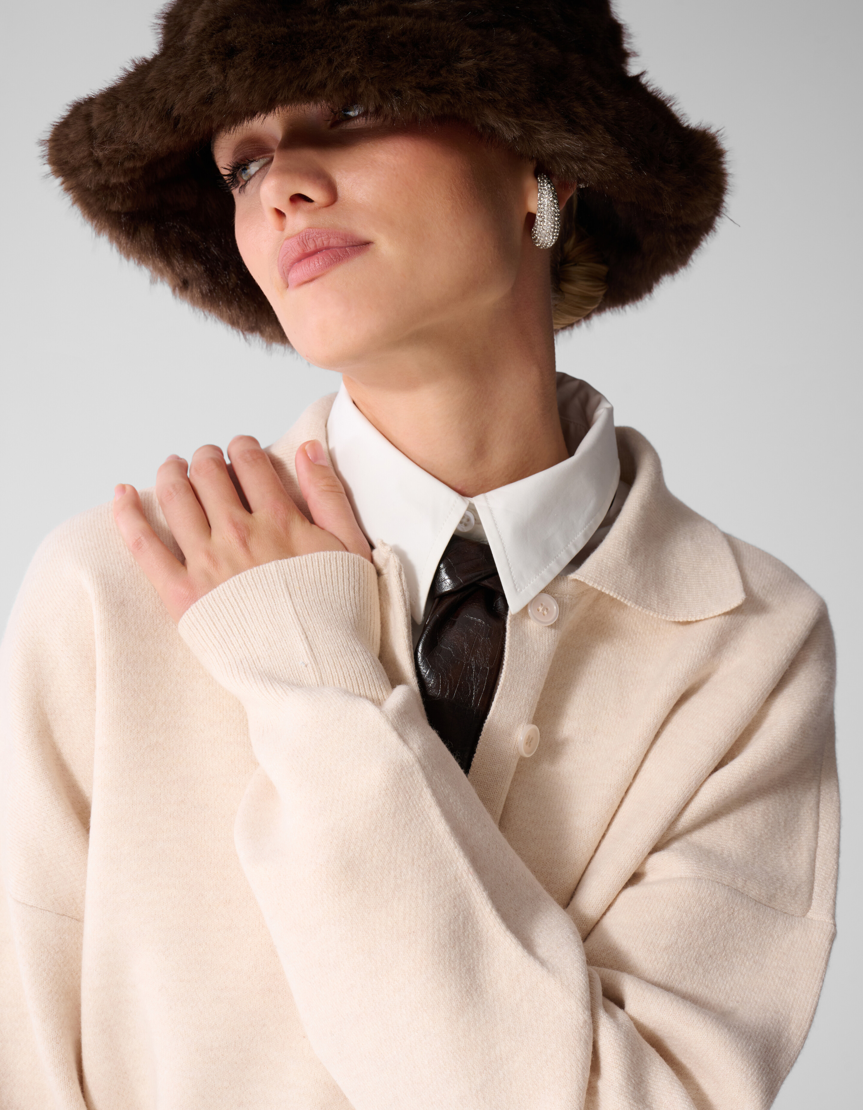 Faux Fur Bucket Hat Braun SHOEBY ACCESSOIRES