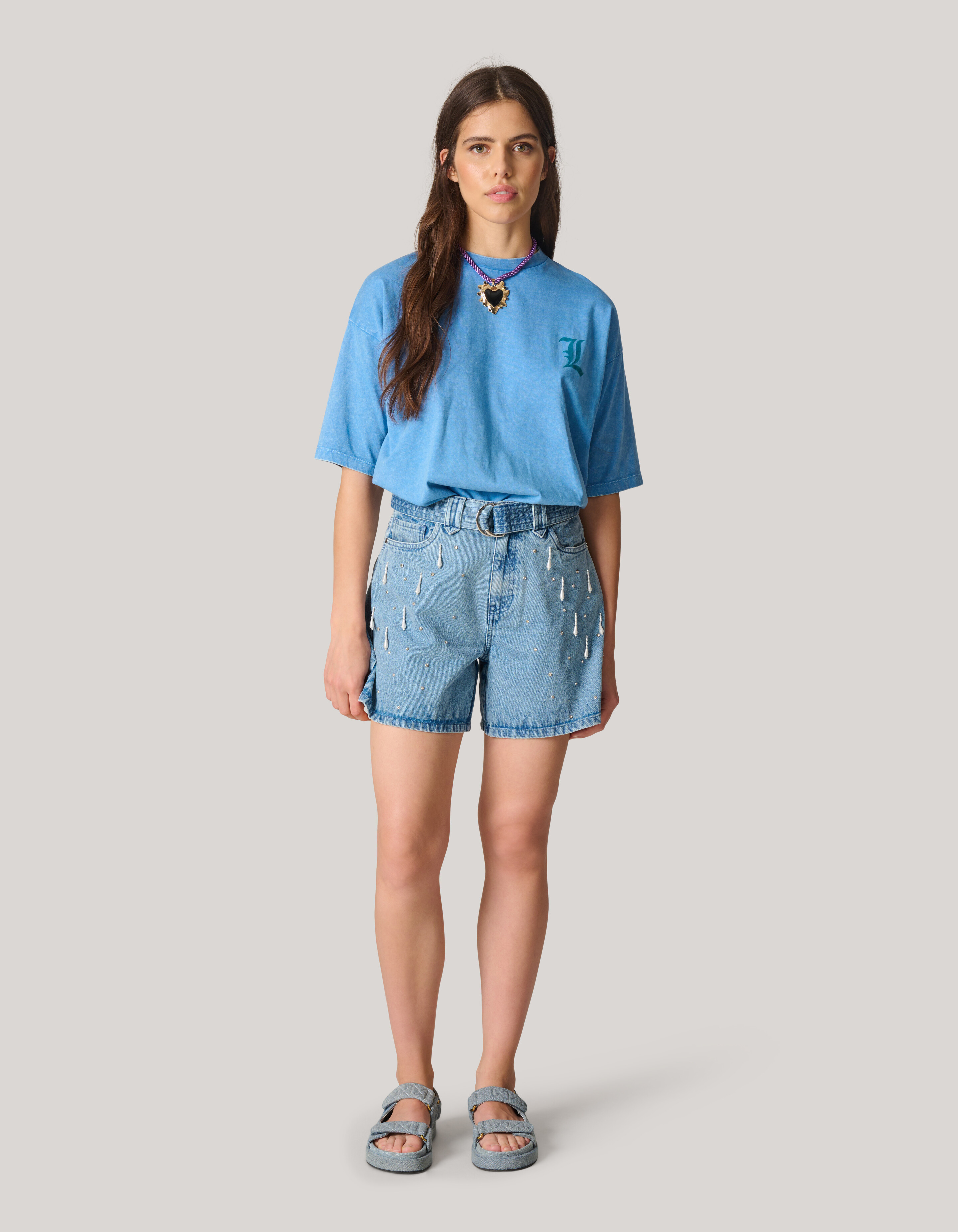 Verzierte Denim-Shorts von Lizzy SHOEBY WOMEN