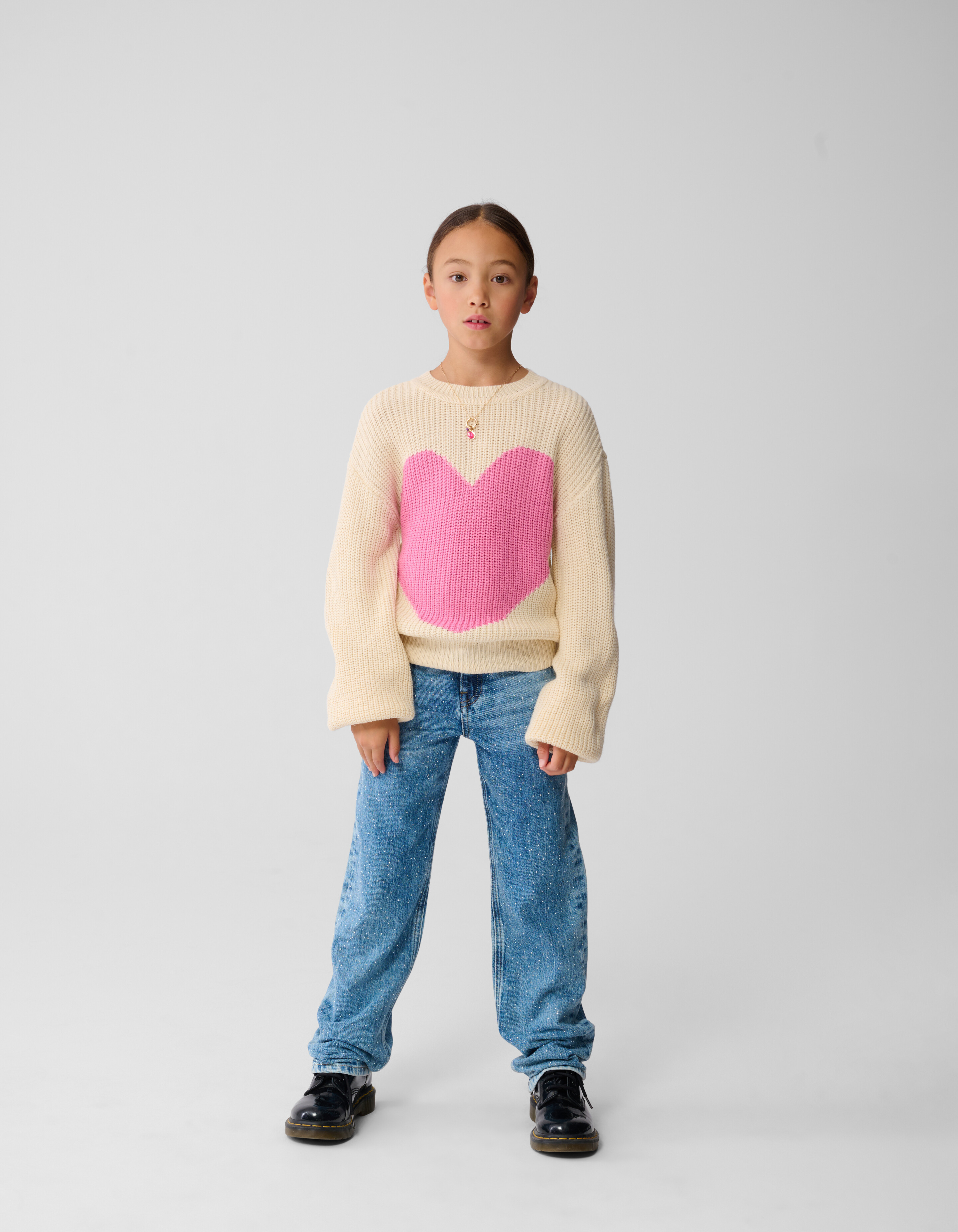 Pullover mit großem Herz Sand SHOEBY GIRLS