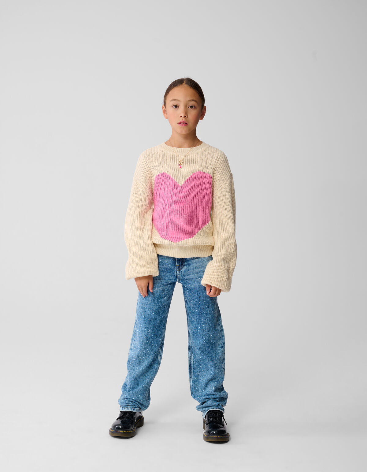 Pullover mit großem Herz Sand SHOEBY GIRLS