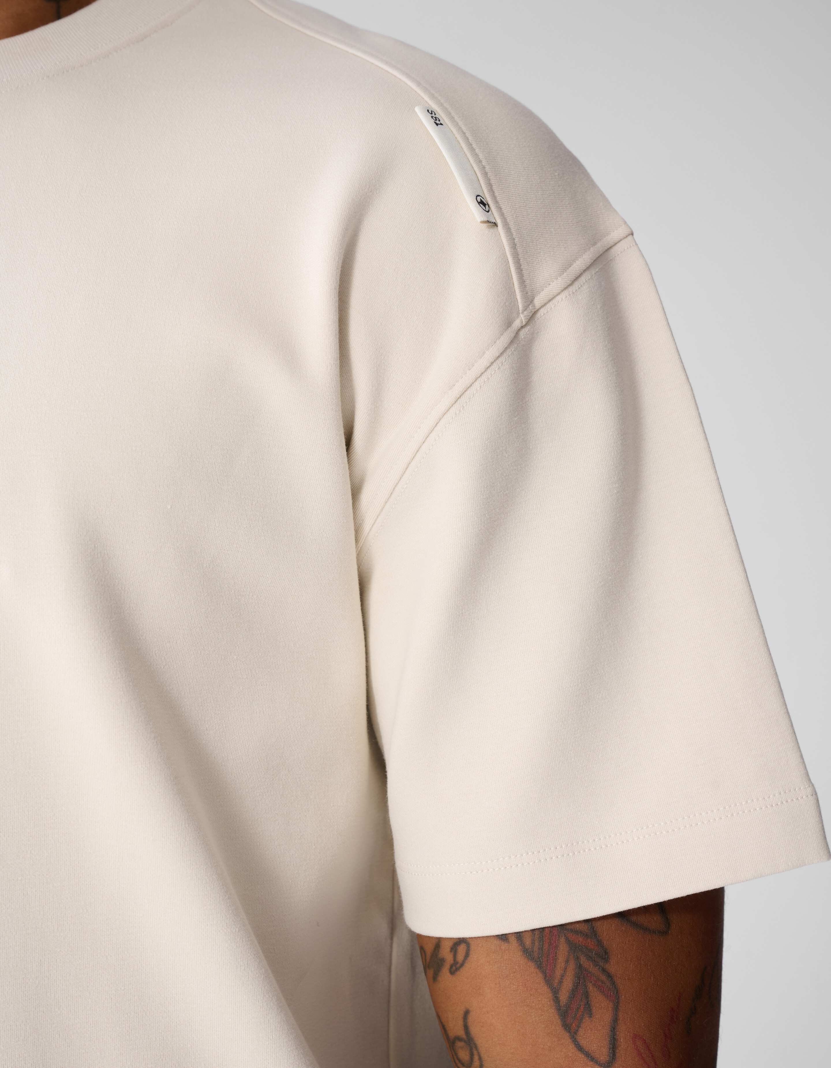Basic-T-Shirt mit Aufdruck Beige SHOEBY MEN