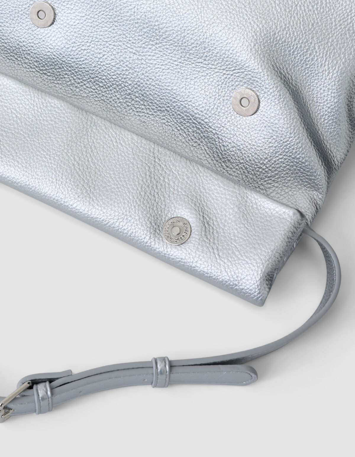 Gefaltete Tasche Silber SHOEBY ACCESSOIRES