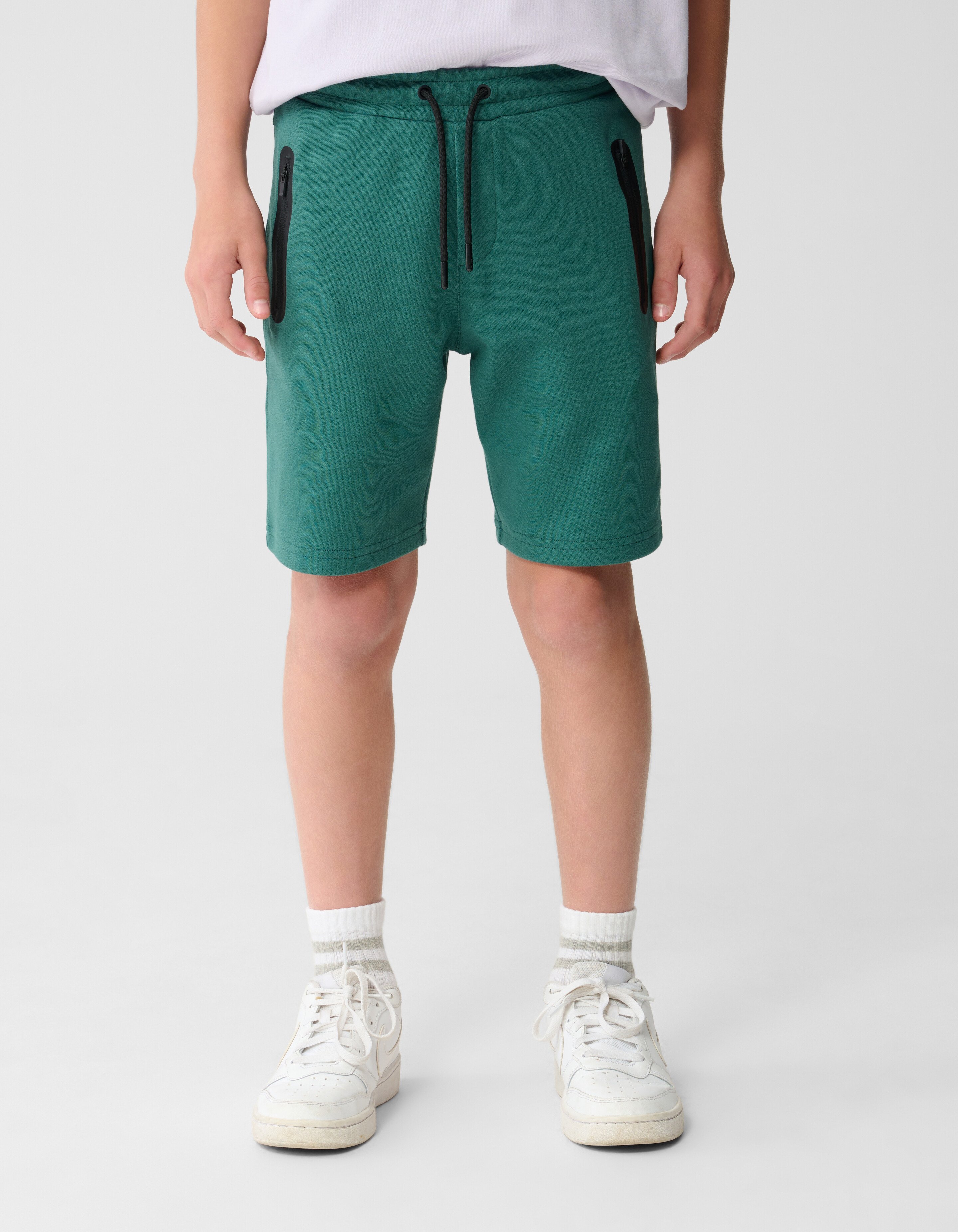 Tech Short Dunkelgr&uuml;n SHOEBY BOYS