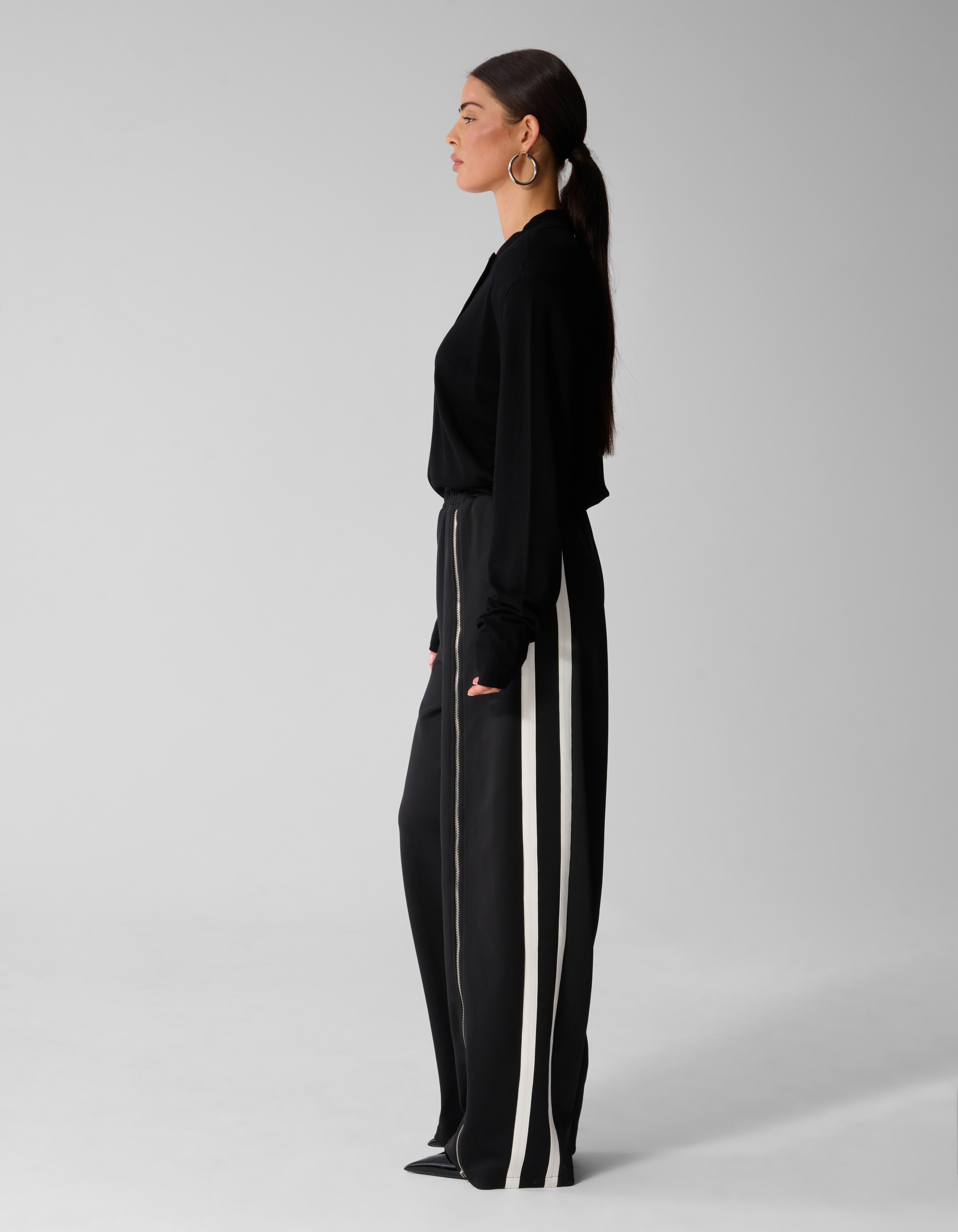 &bdquo;Front Zipper Barrel Fit&ldquo;-Hose in Schwarz SHOEBY WOMEN