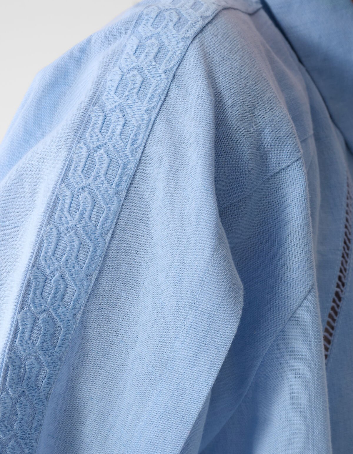 Plissierte Stickbluse Hellblau von Mieke SHOEBY WOMEN