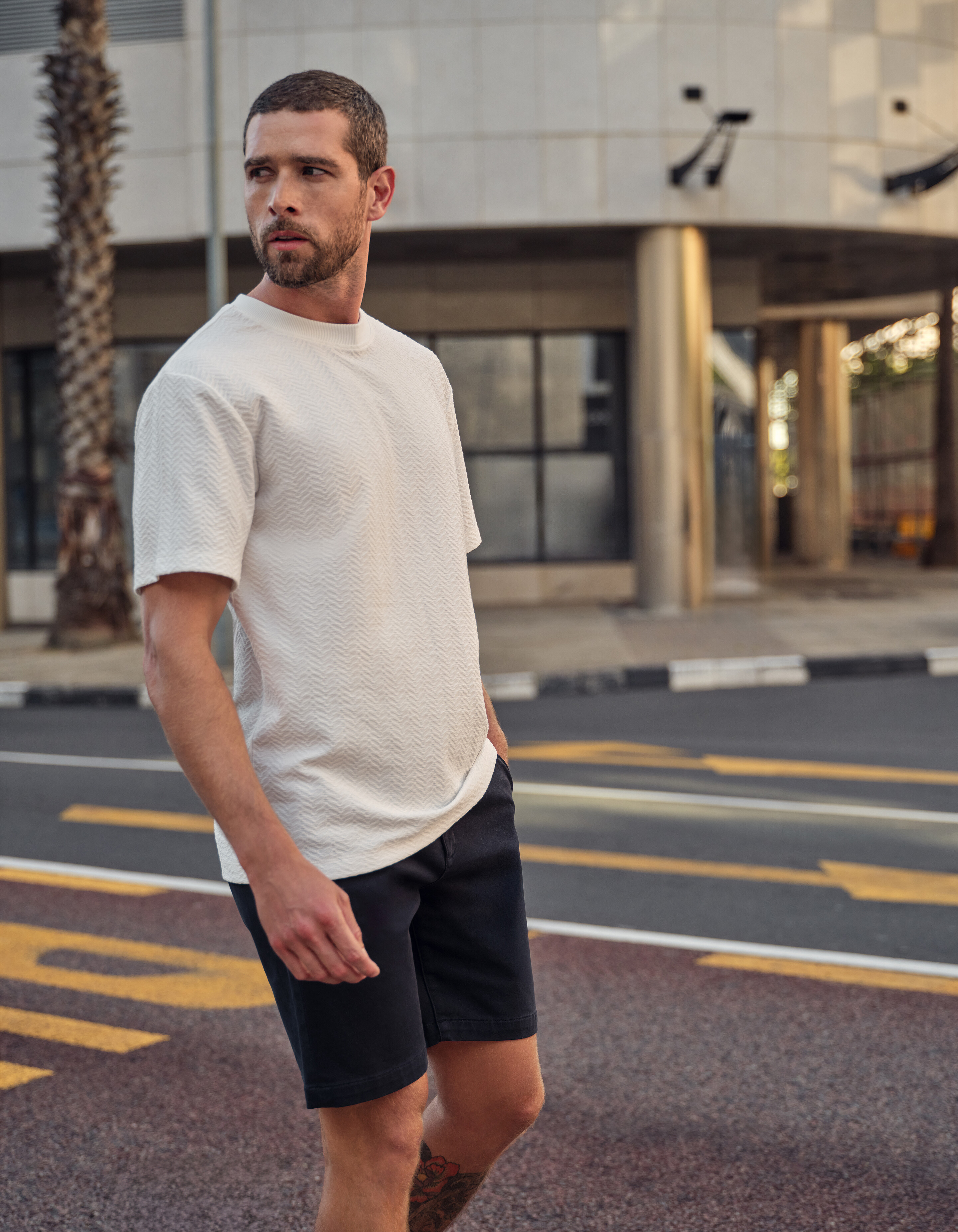 Texturiertes Jacquard-T-Shirt Off White SHOEBY MEN