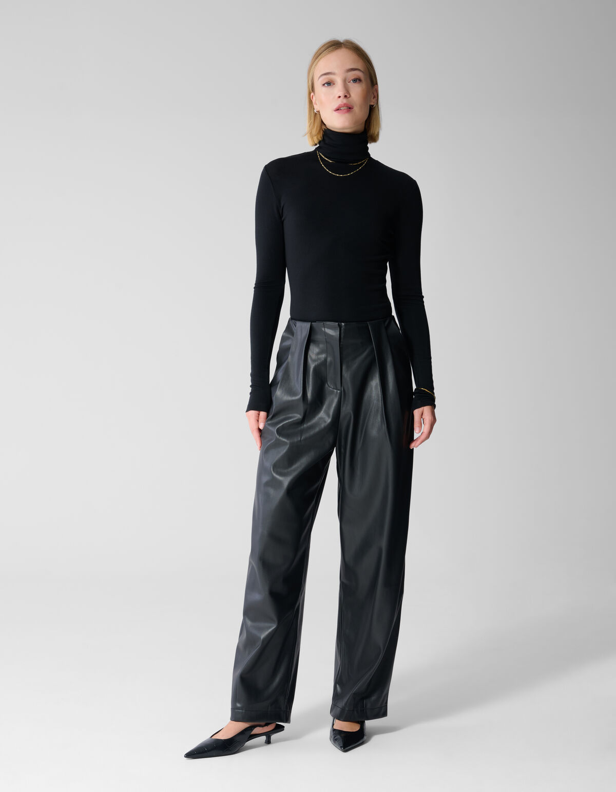 Rollkragen-Langarmtop Schwarz By Lonneke SHOEBY WOMEN
