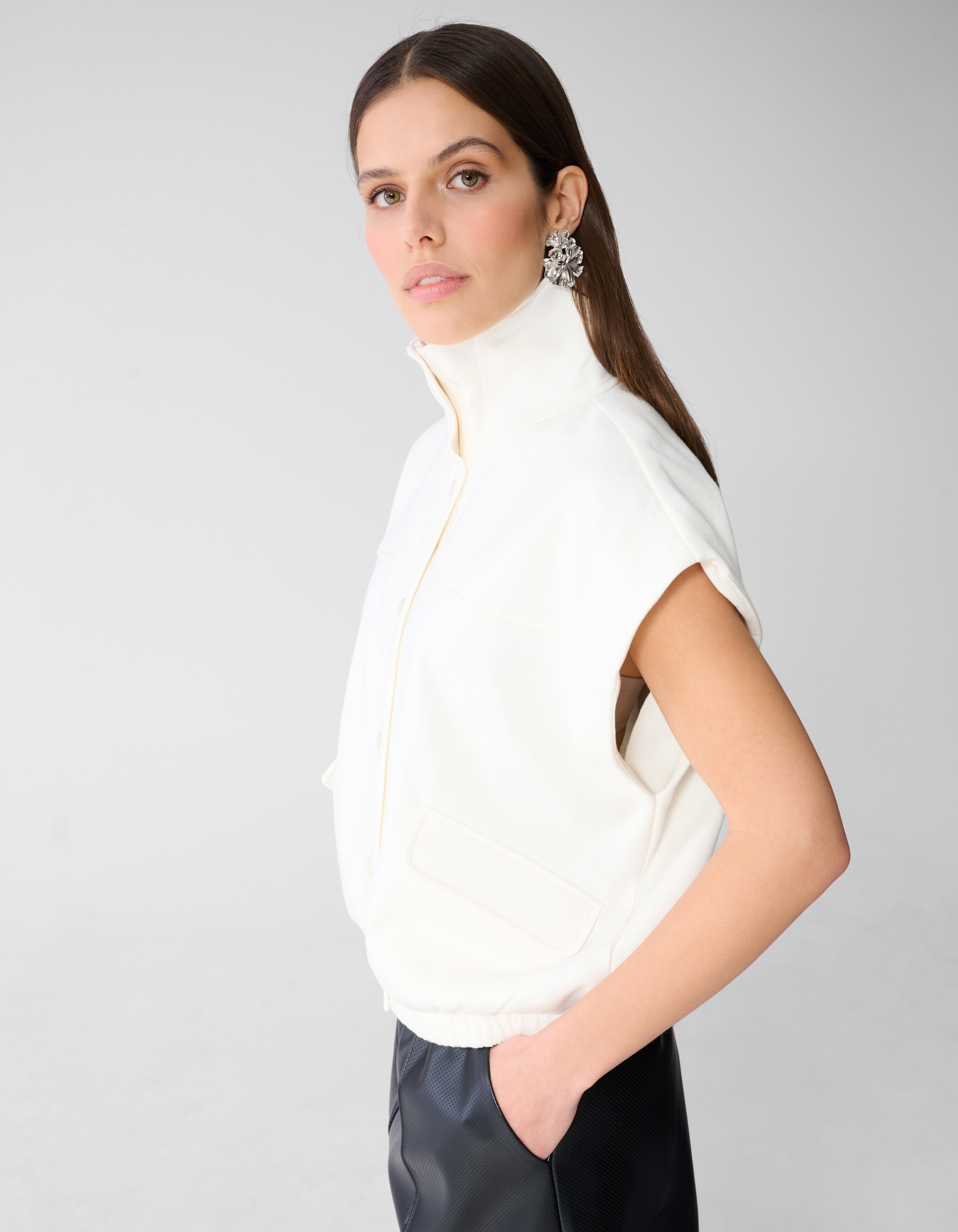 &Auml;rmelloser Sweatjacke Gebrochenes Wei&szlig; SHOEBY WOMEN