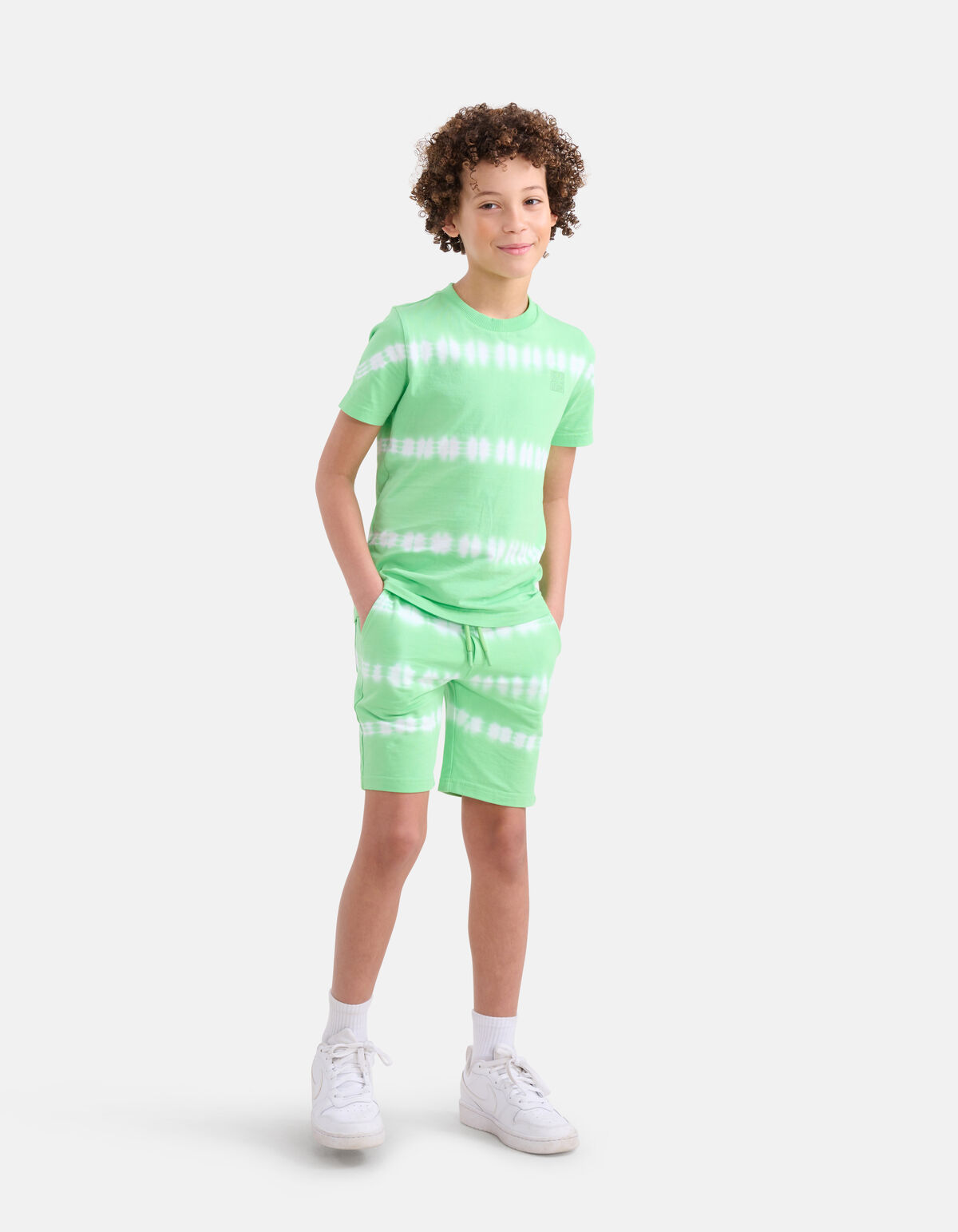 Tie Dye T-shirt Groen SHOEBY BOYS