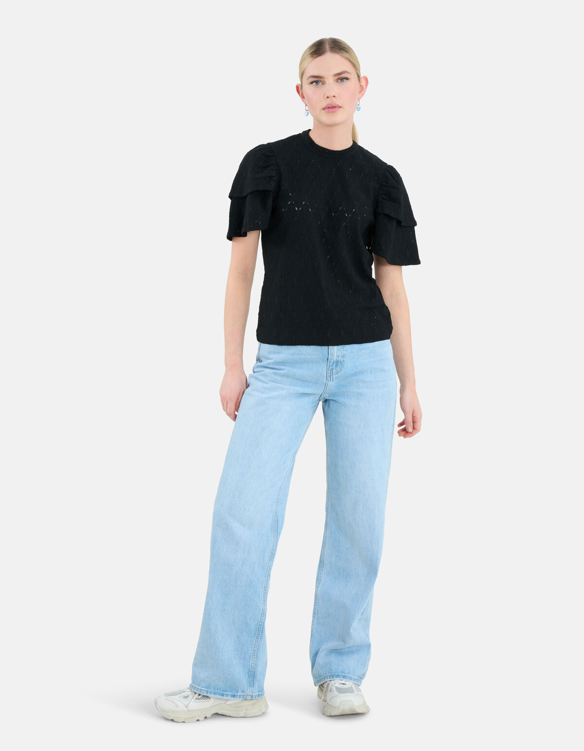Ajour Ruffle Top Schwarz SHOEBY WOMEN