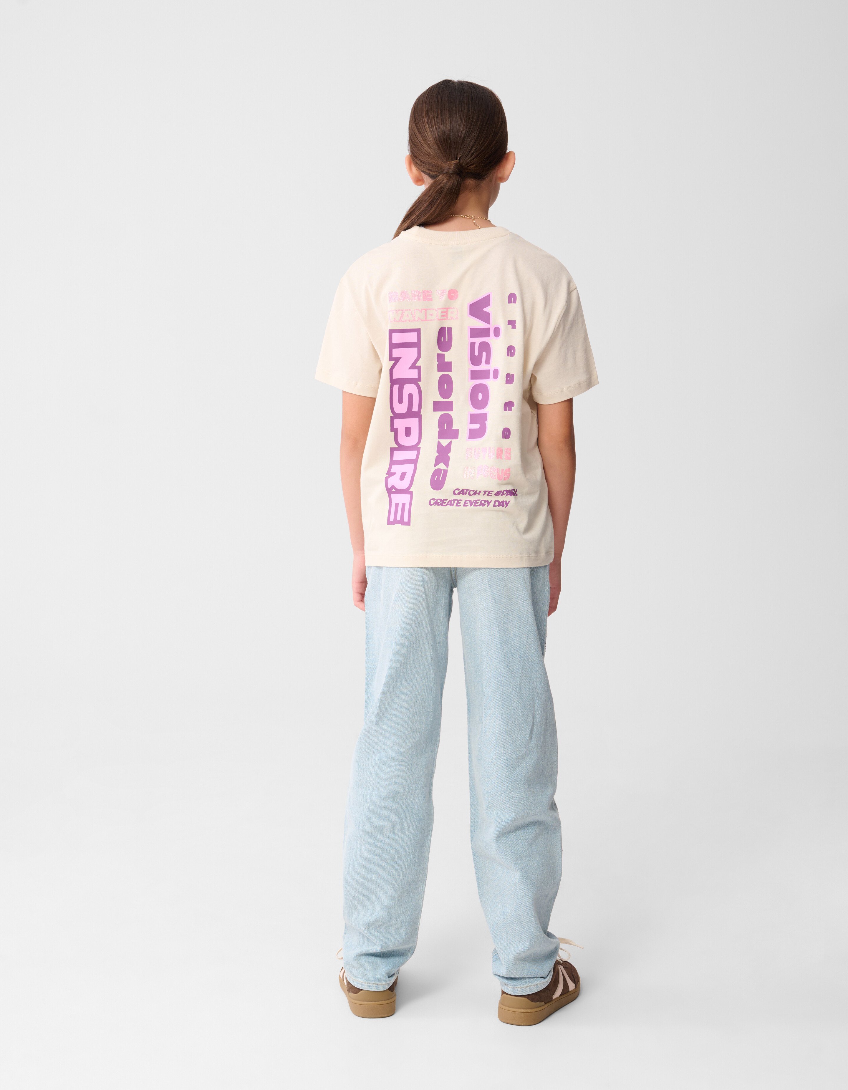 Dare To Wander Artwork T-Shirt Gebrochen Wei&szlig; SHOEBY GIRLS