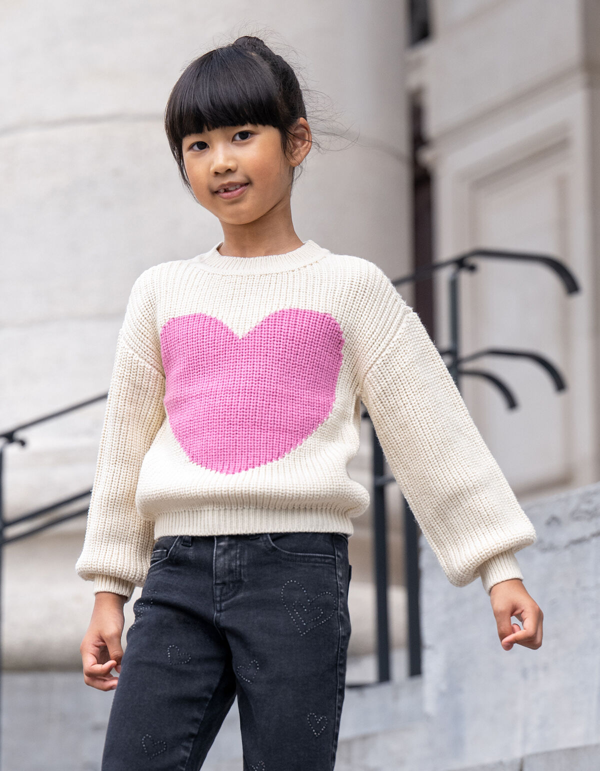 Pullover mit großem Herz Sand SHOEBY GIRLS
