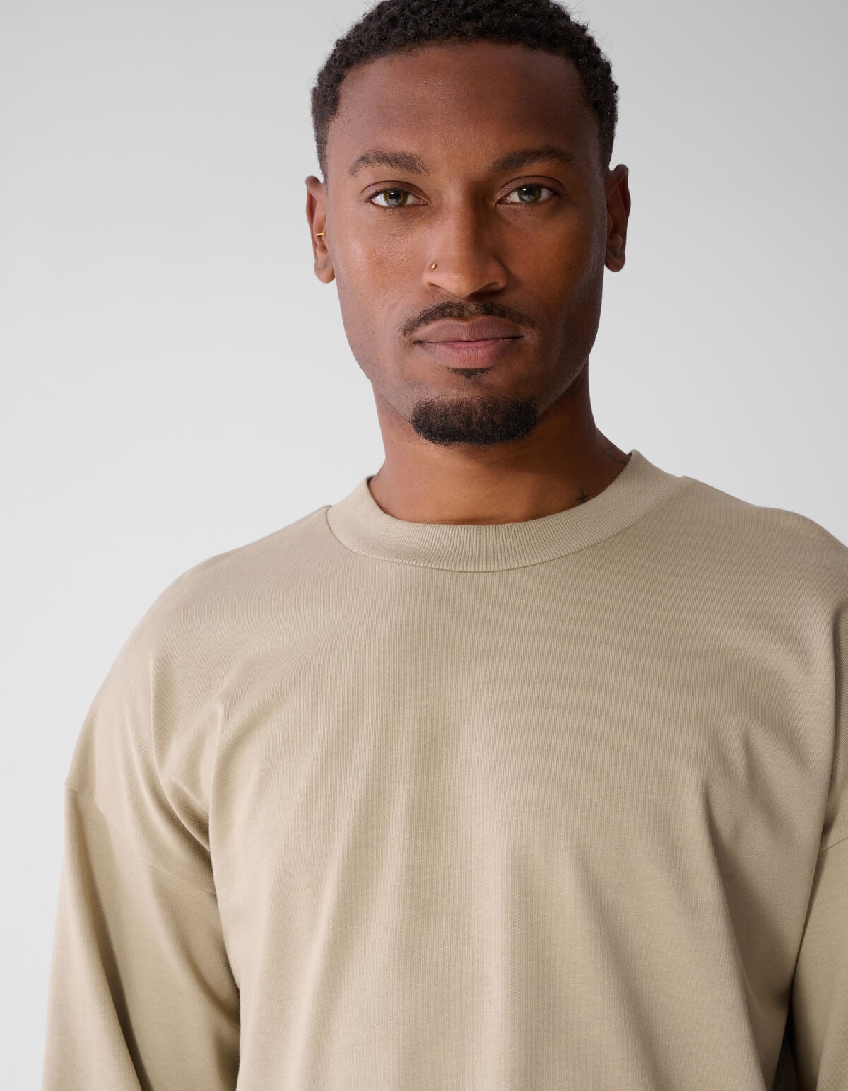 Basis Relaxed Fit Longsleeve Beige SHOEBY MEN