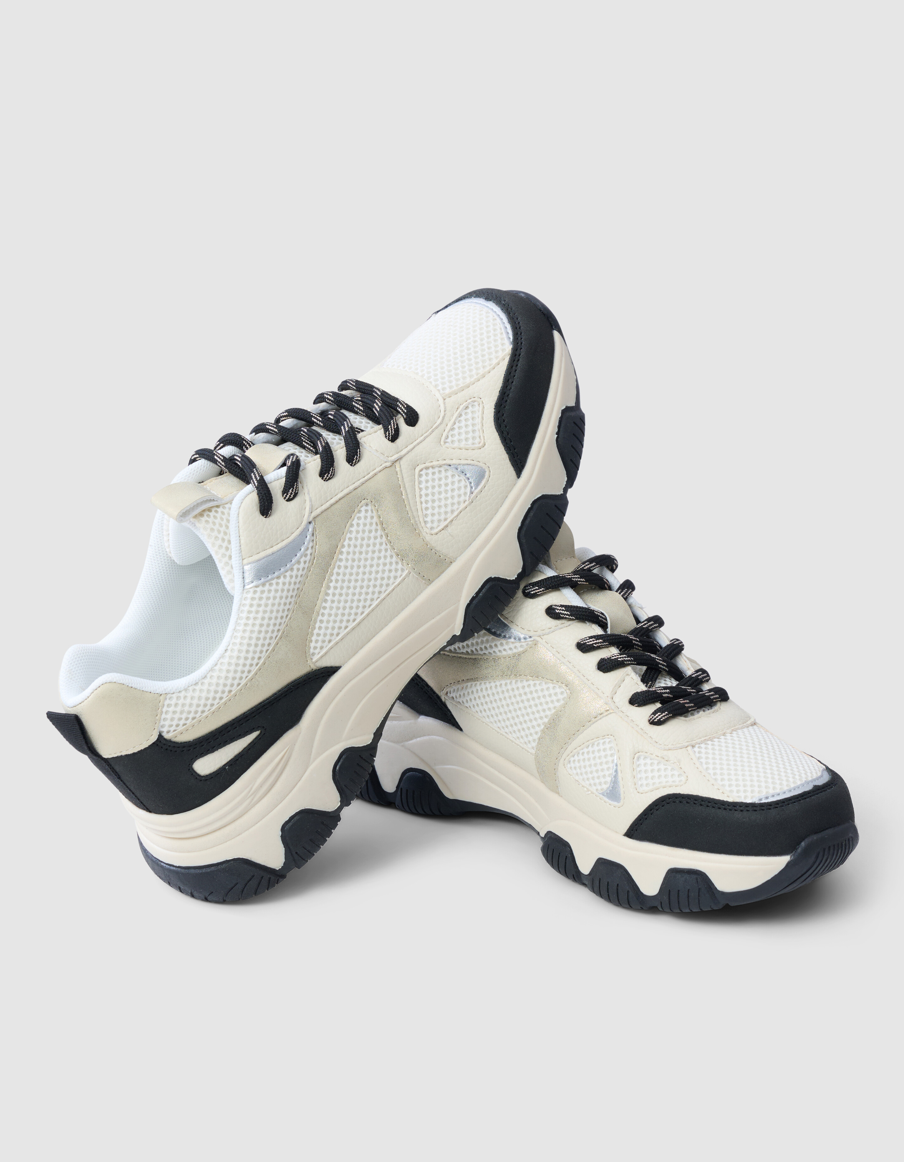 Colorblock Sneaker Silber SHOEBY SHOES