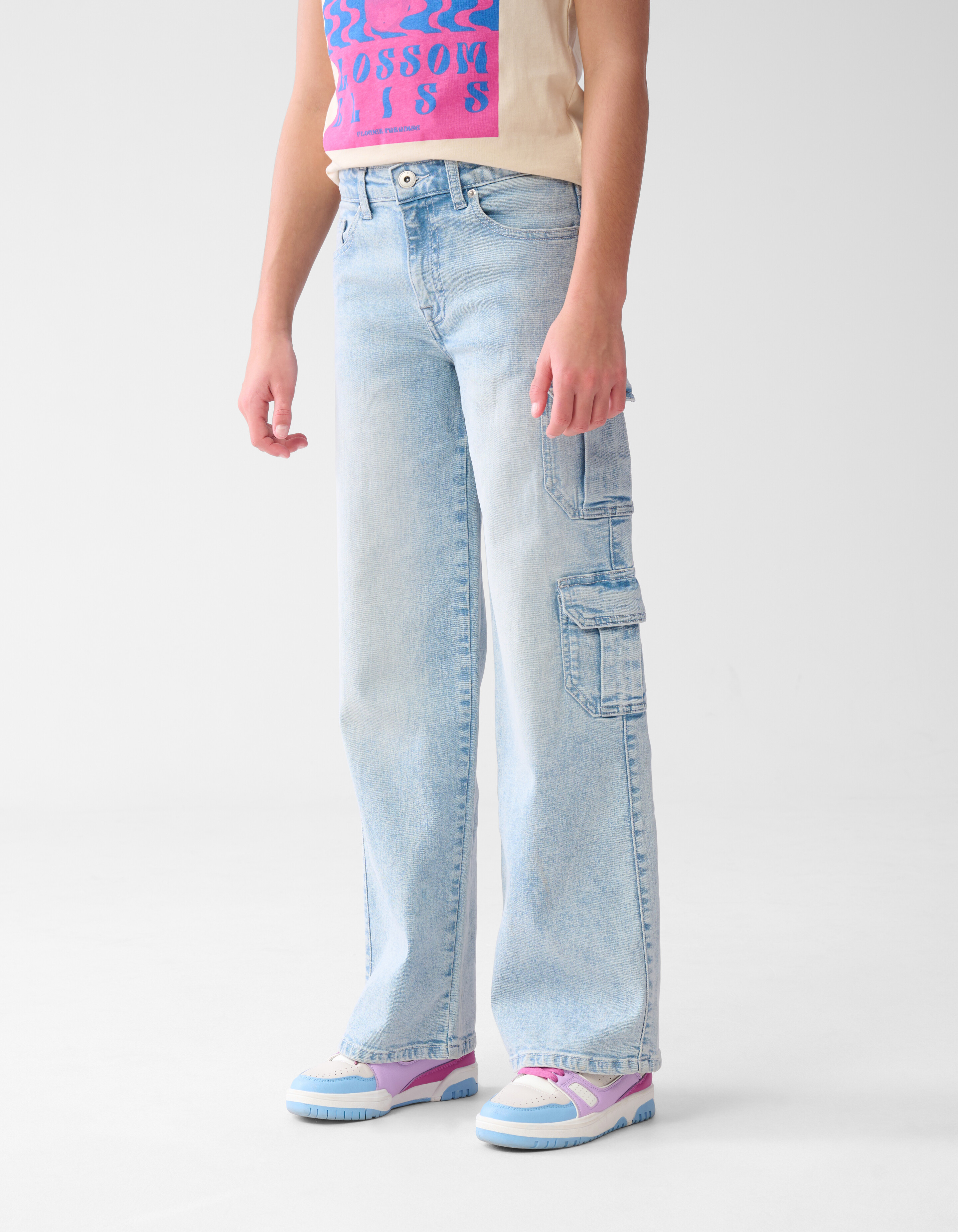 Pocket Straight Fit Jeans Blau SHOEBY GIRLS