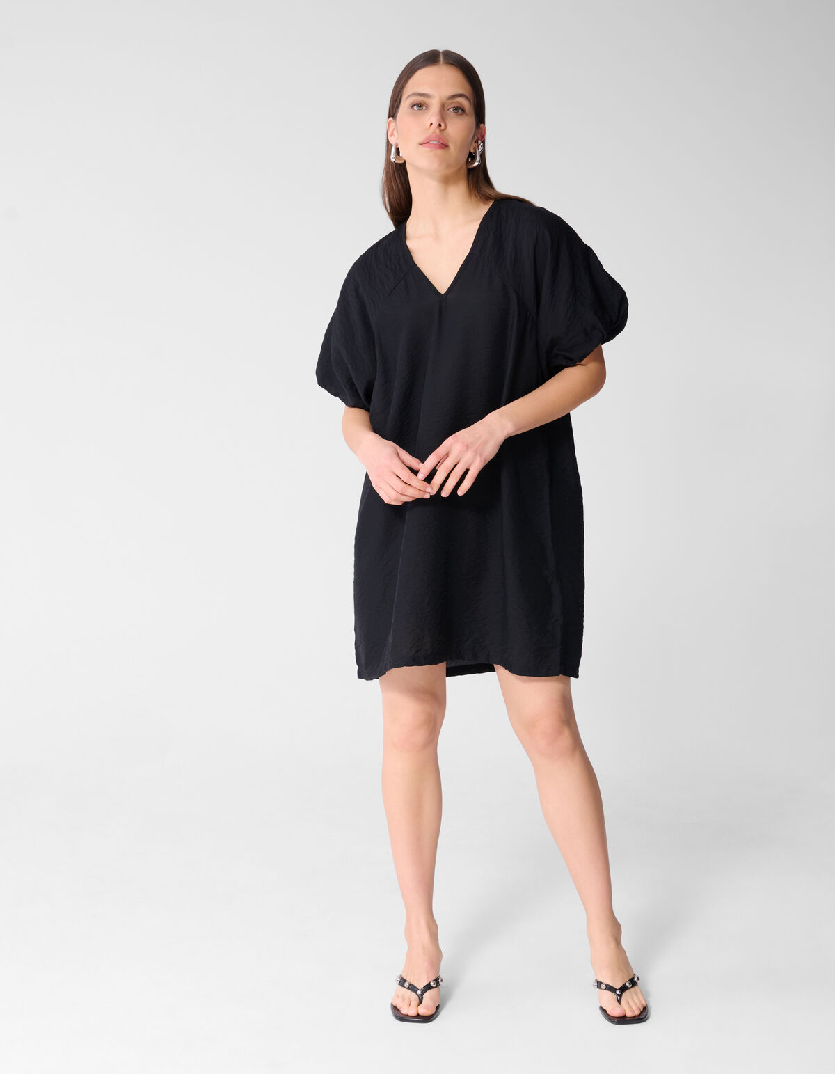 V-Ausschnitt Mini Kleid Schwarz SHOEBY WOMEN