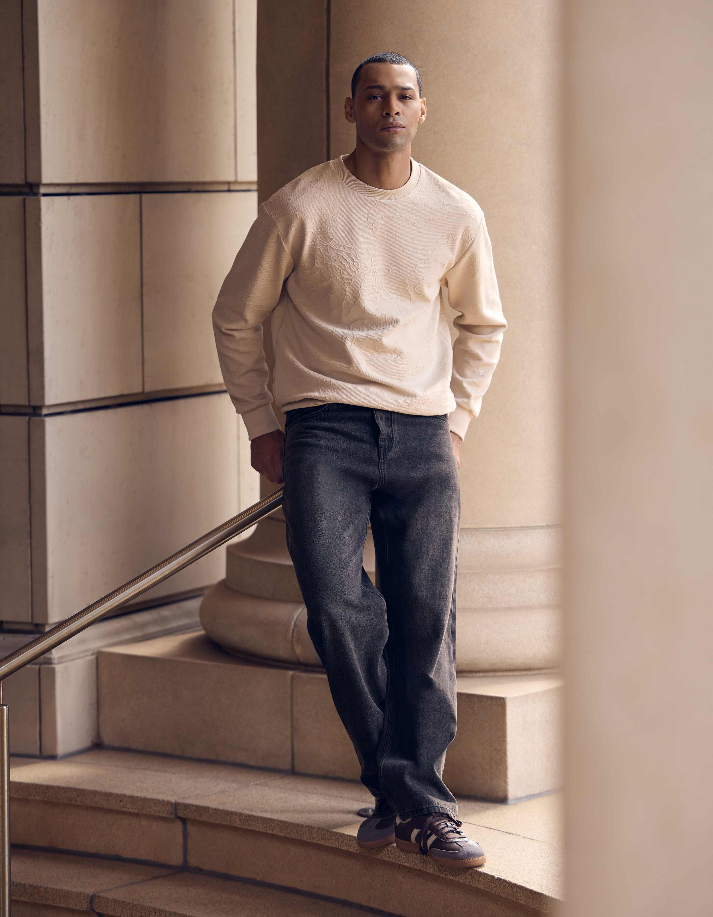 Baggy Fit Jeans Dunkelgrau L33 SHOEBY MEN