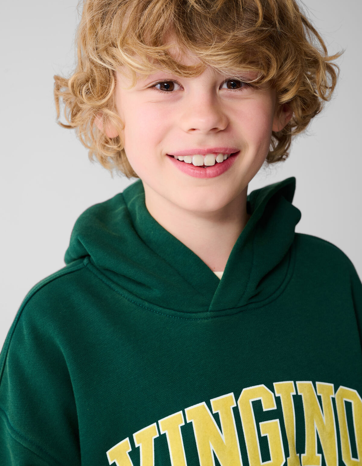 Hoodie Dunkelgrün von Vingino SHOEBY BOYS