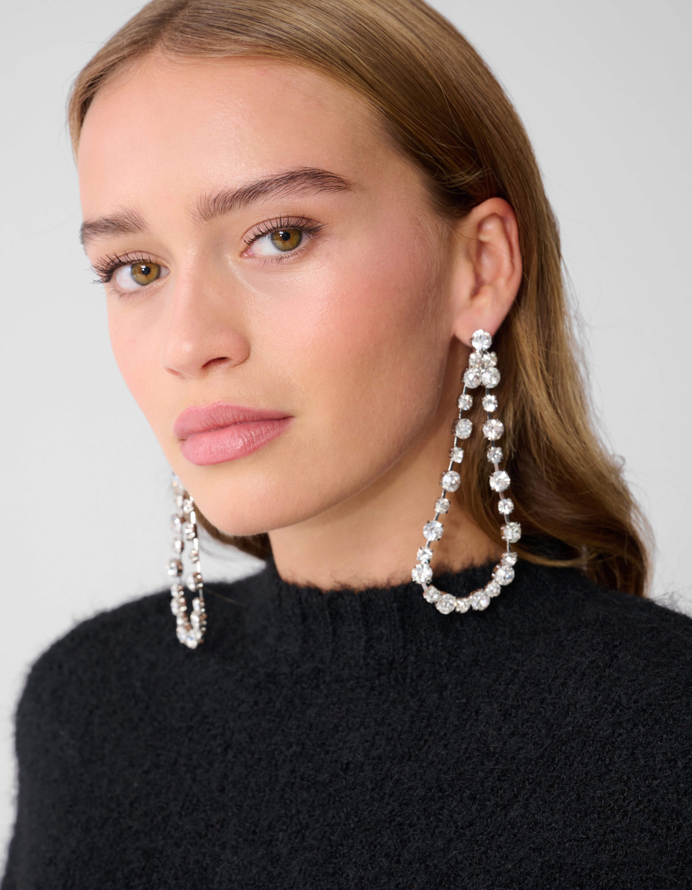 Straß Tropfen Ohrringe Silber von Monica SHOEBY ACCESSOIRES