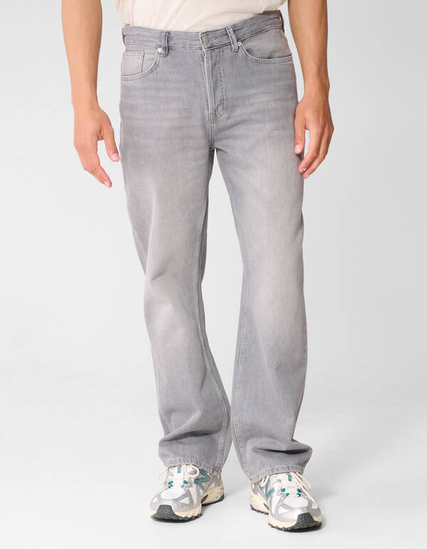 Relaxed Fit Jeans Grau SHOEBY MEN