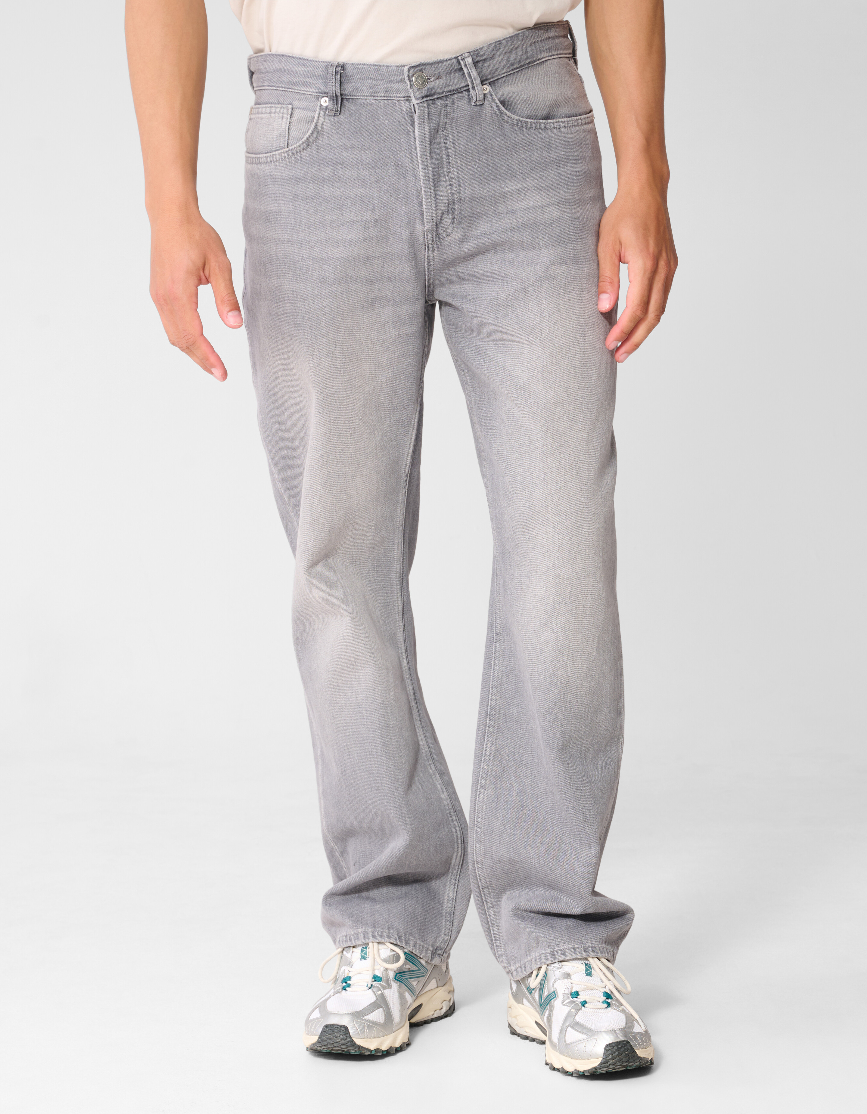Relaxed Fit Jeans Grau SHOEBY MEN
