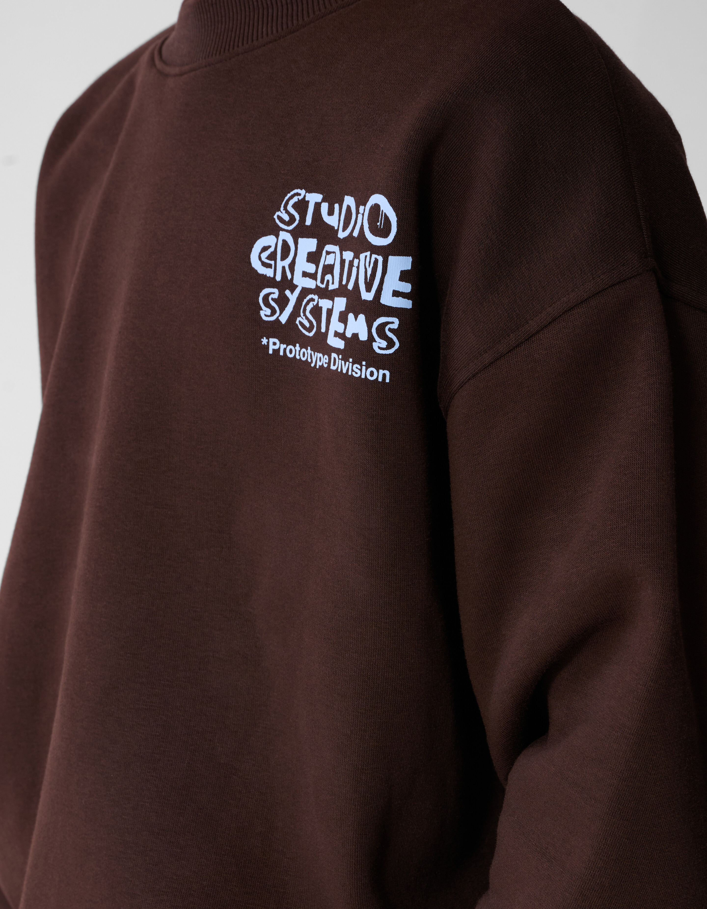 Label Sweater Dunkelbraun SHOEBY BOYS