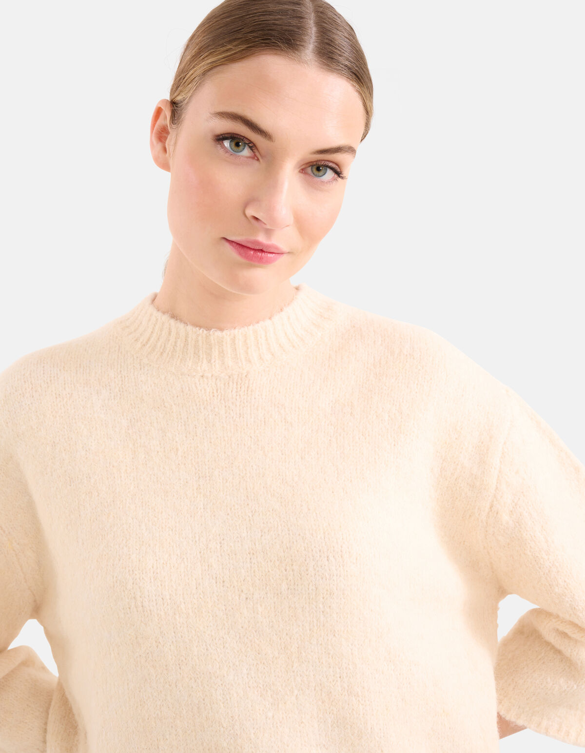 Kurzer Pullover Creme SHOEBY WOMEN