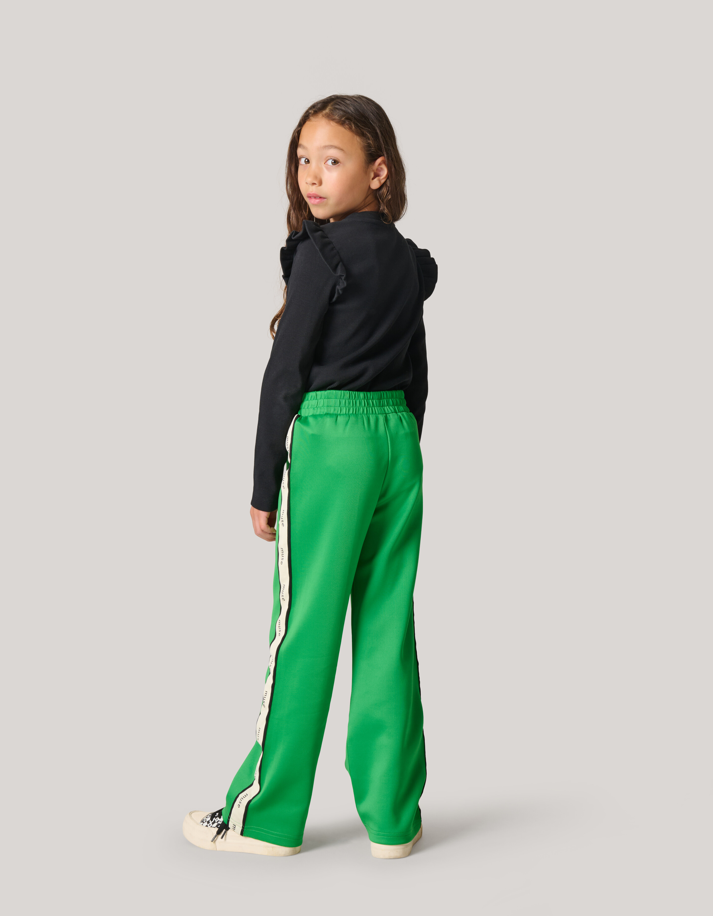 Langärmeliges Top mit Rüschenbesatz Schwarz SHOEBY GIRLS