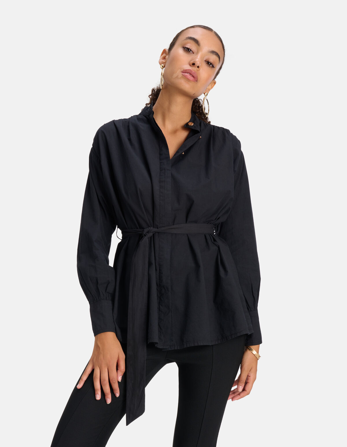 Taillierte Bluse Schwarz SHOEBY WOMEN