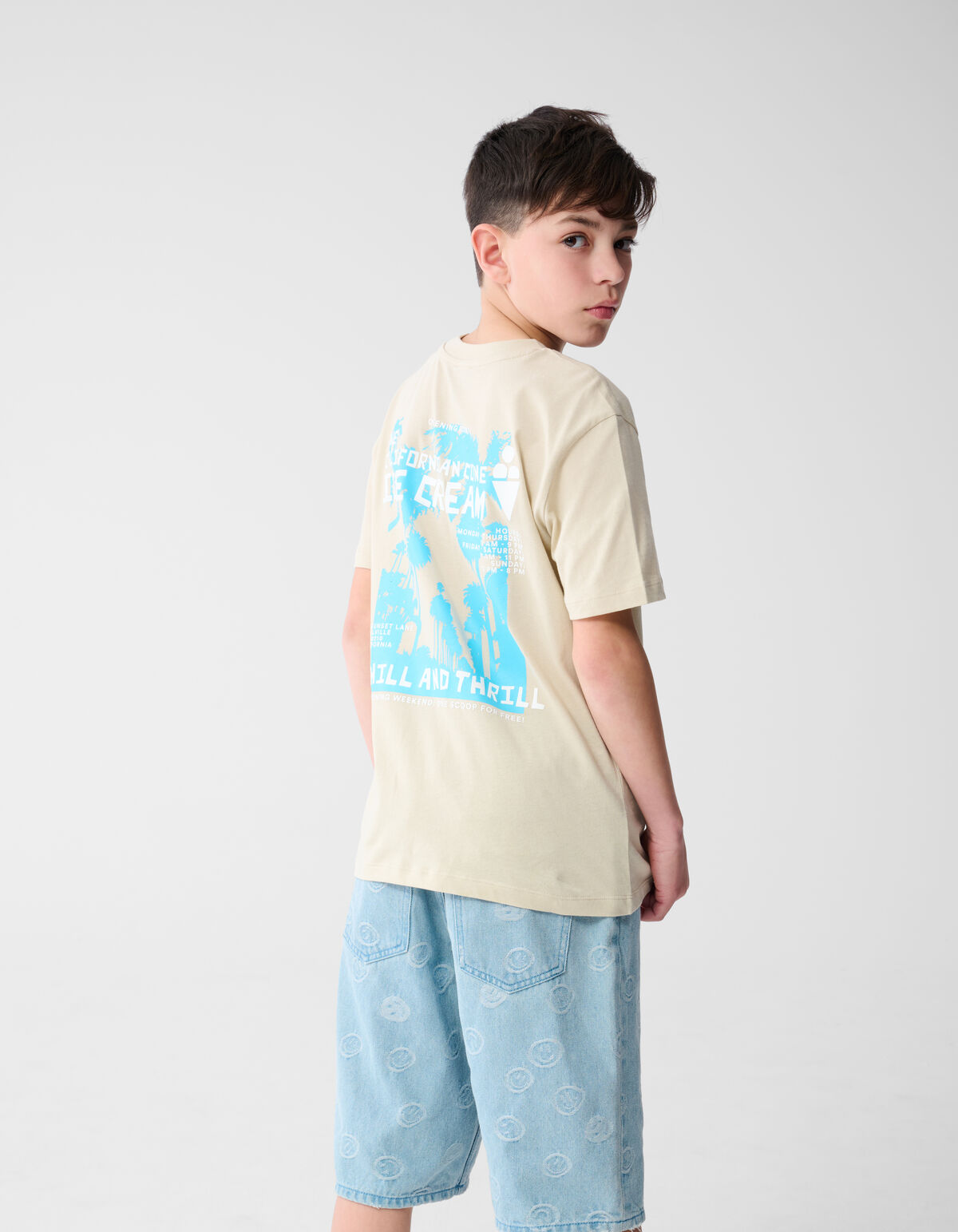 Chill Artwork T-shirt Sand SHOEBY BOYS